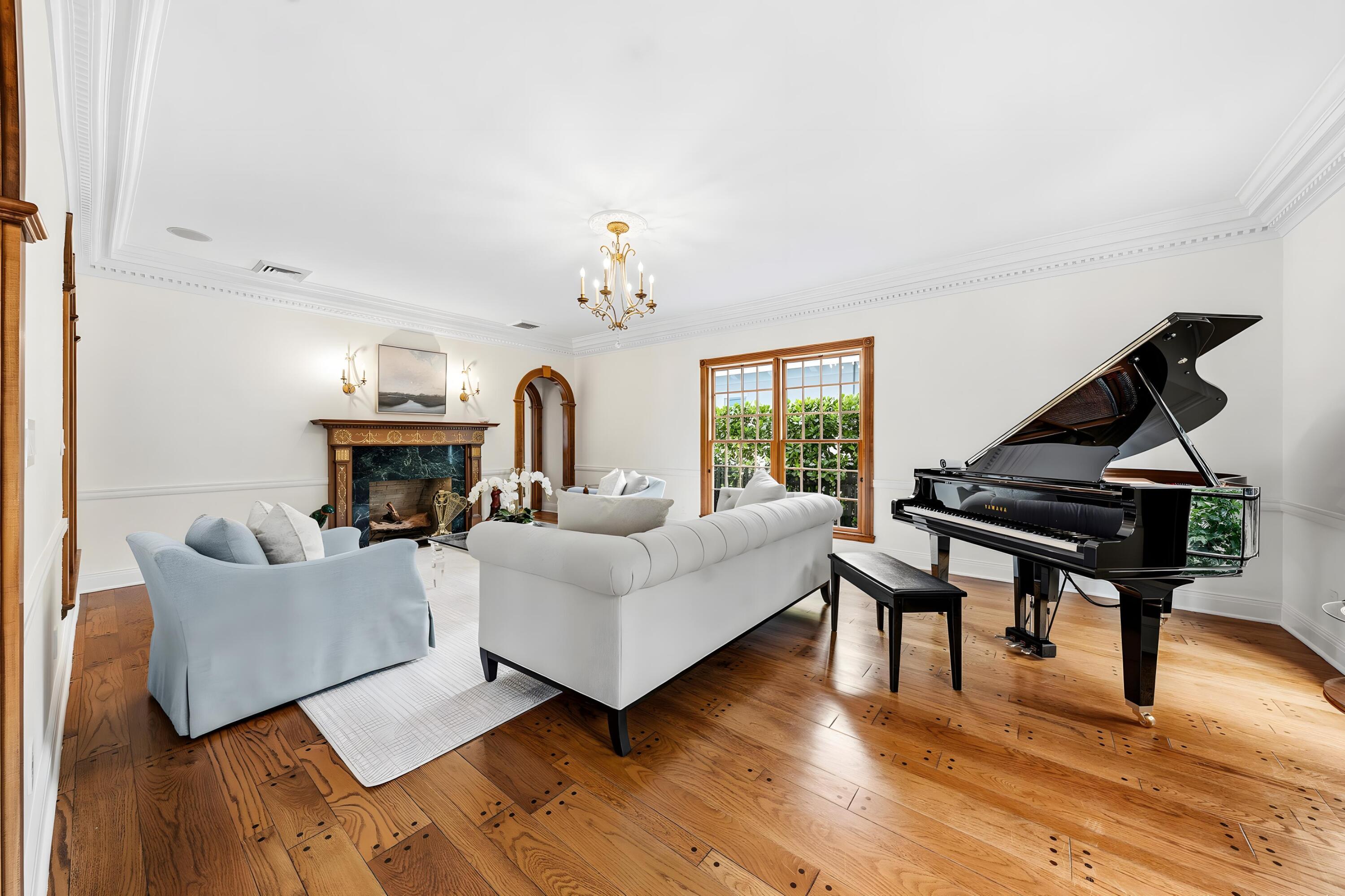 19153 SE Jupiter River Drive, Jupiter FL 33458