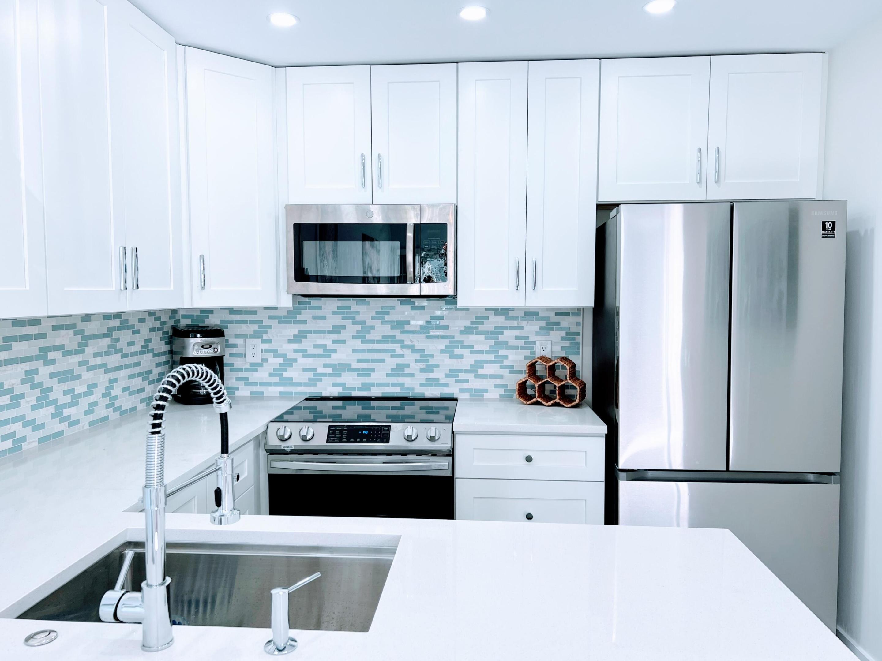 647 Waterside, Hypoluxo FL 33462