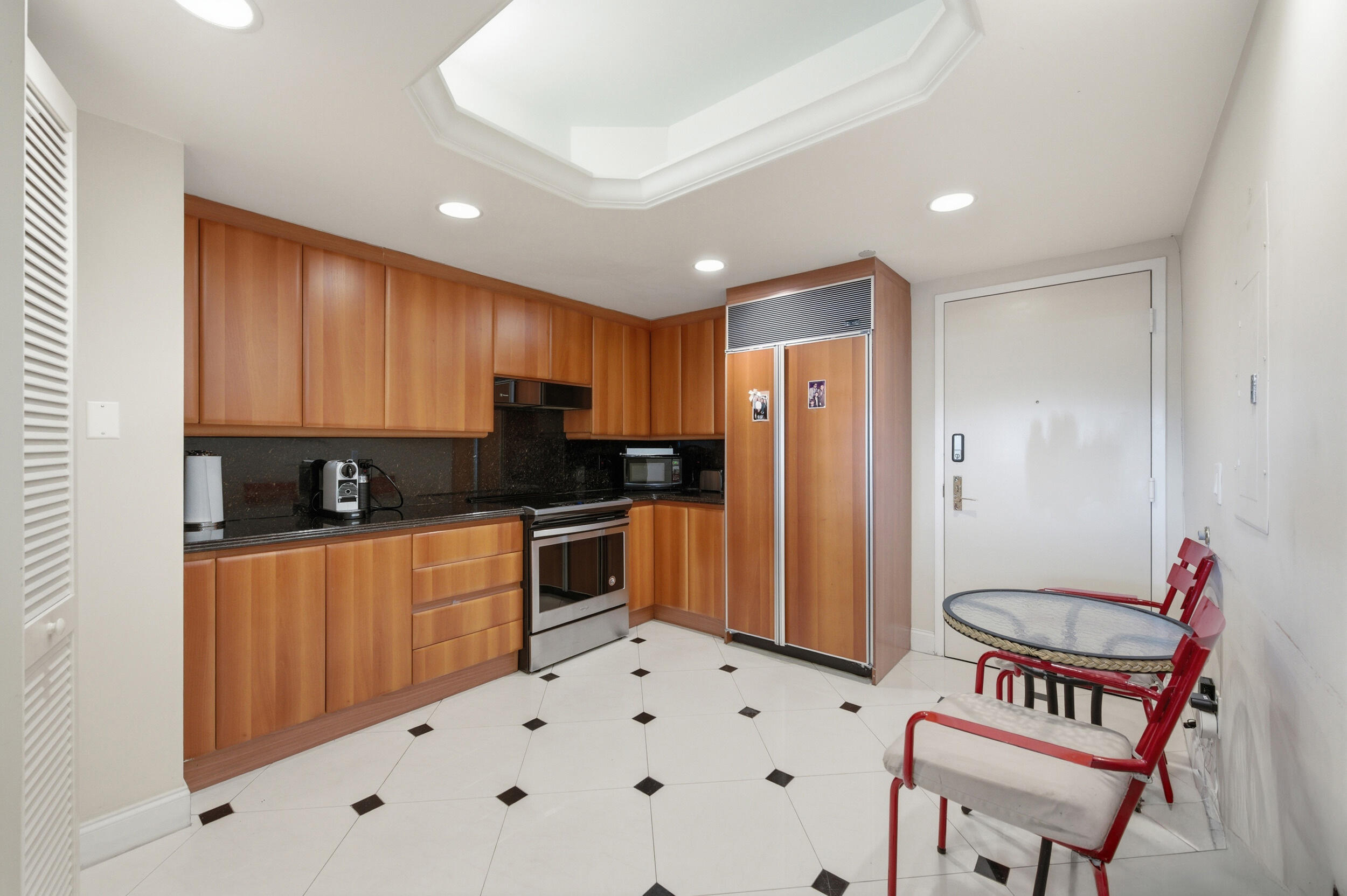 9595 Collins #N3-f, Surfside FL 33154