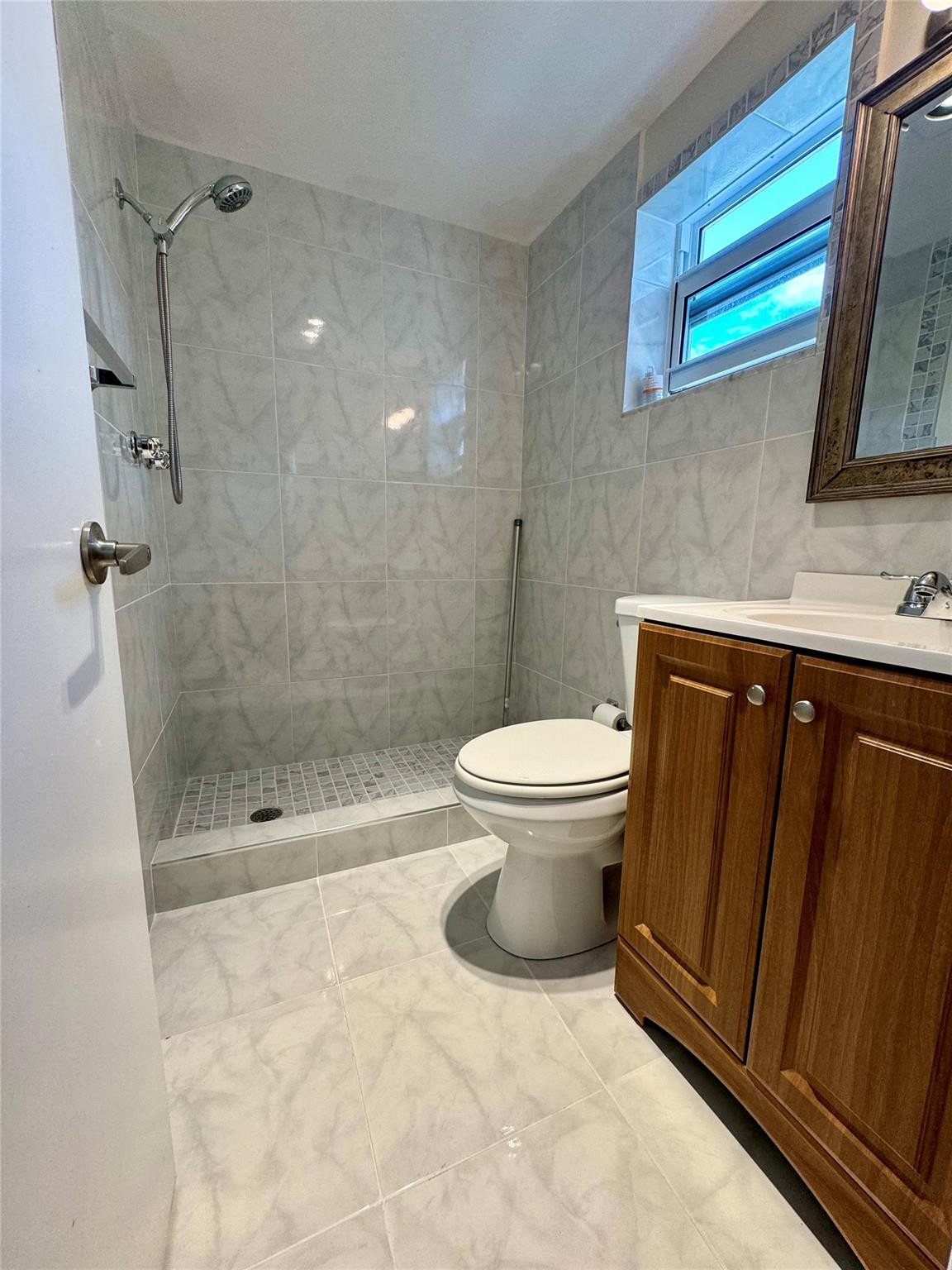 1747 Rodman #210, Hollywood FL 33020