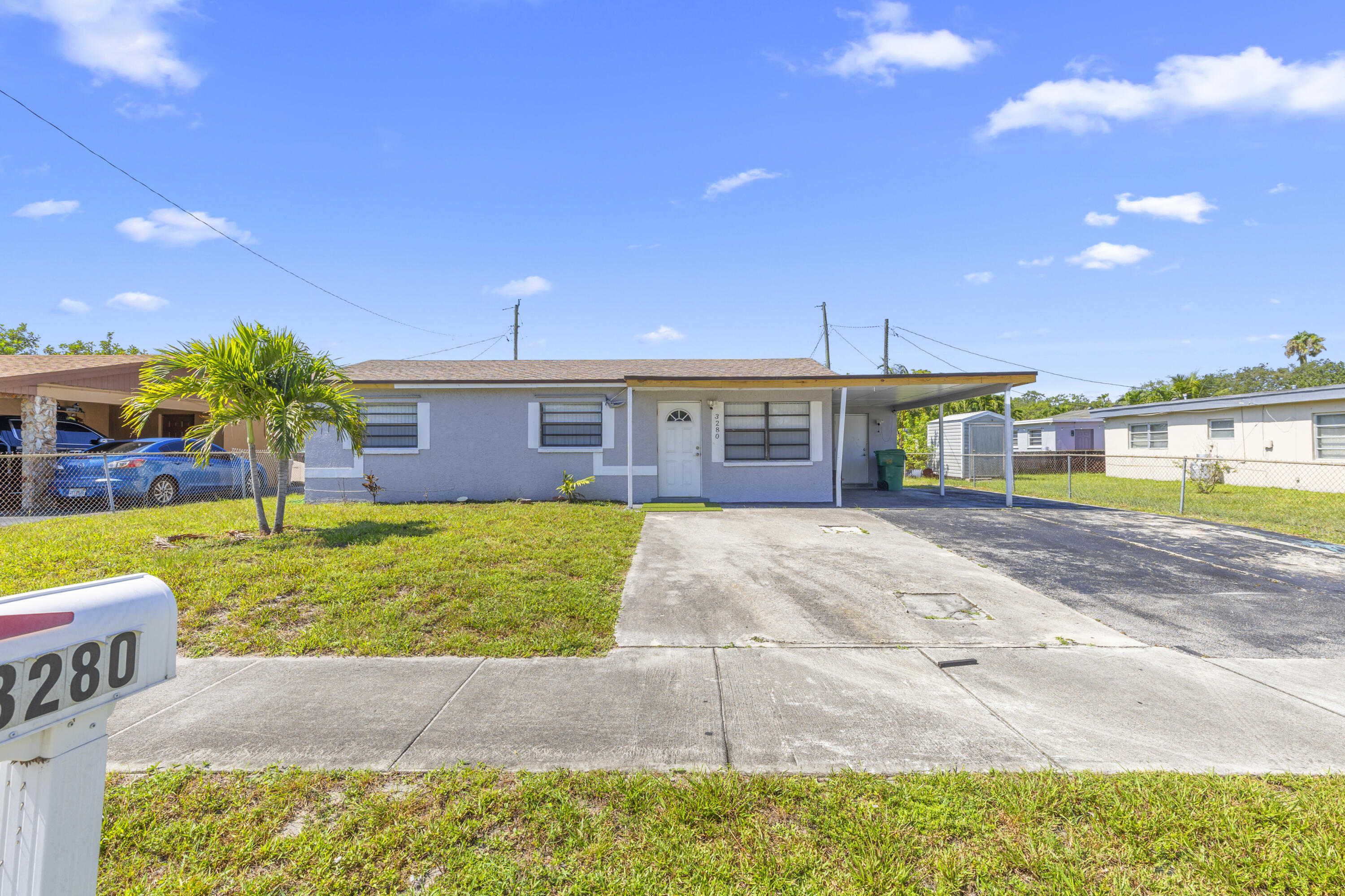 3280 NW 13th, Lauderhill FL 33311