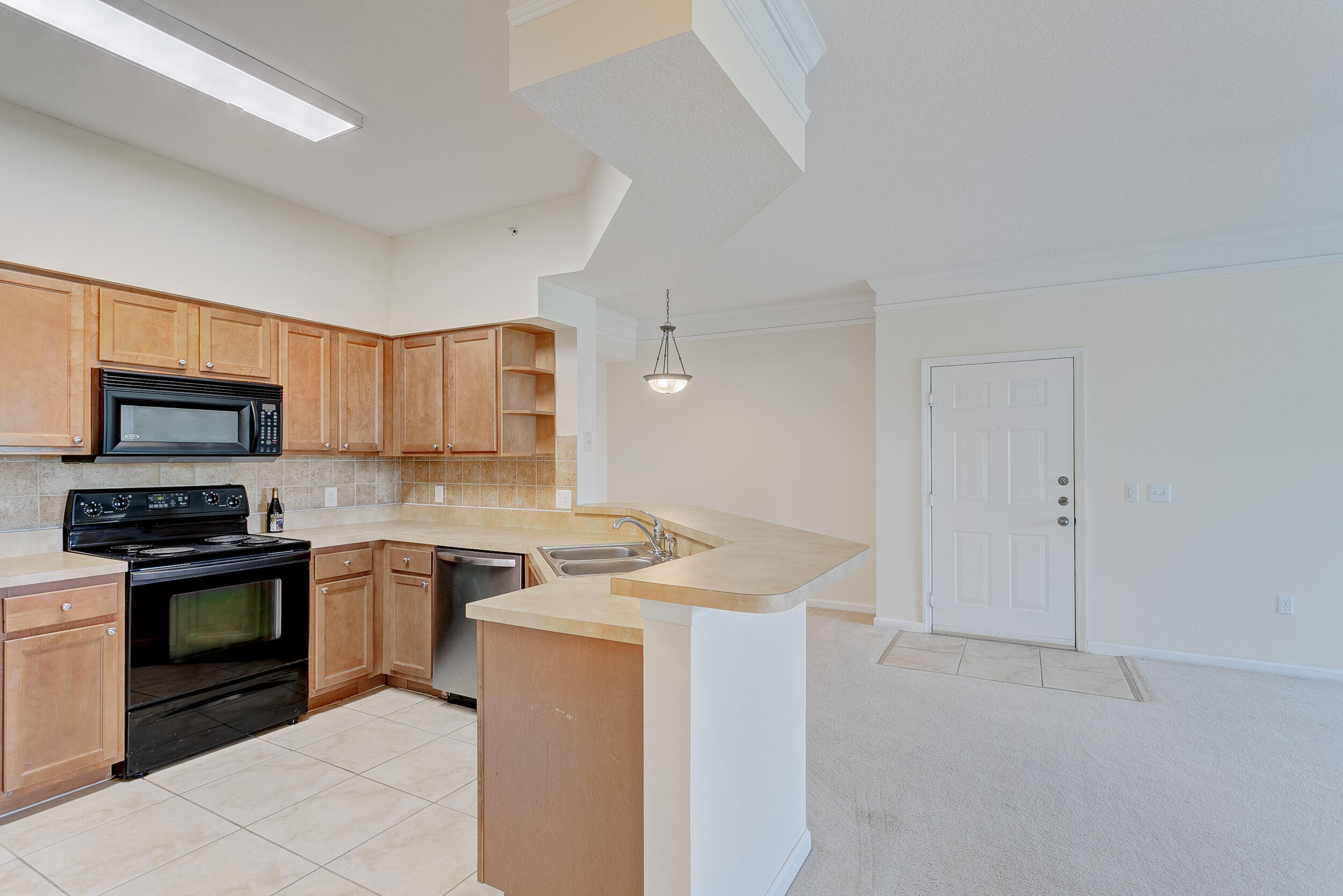 9303 W Myrtlewood Cir, Palm Beach Gardens FL 33418