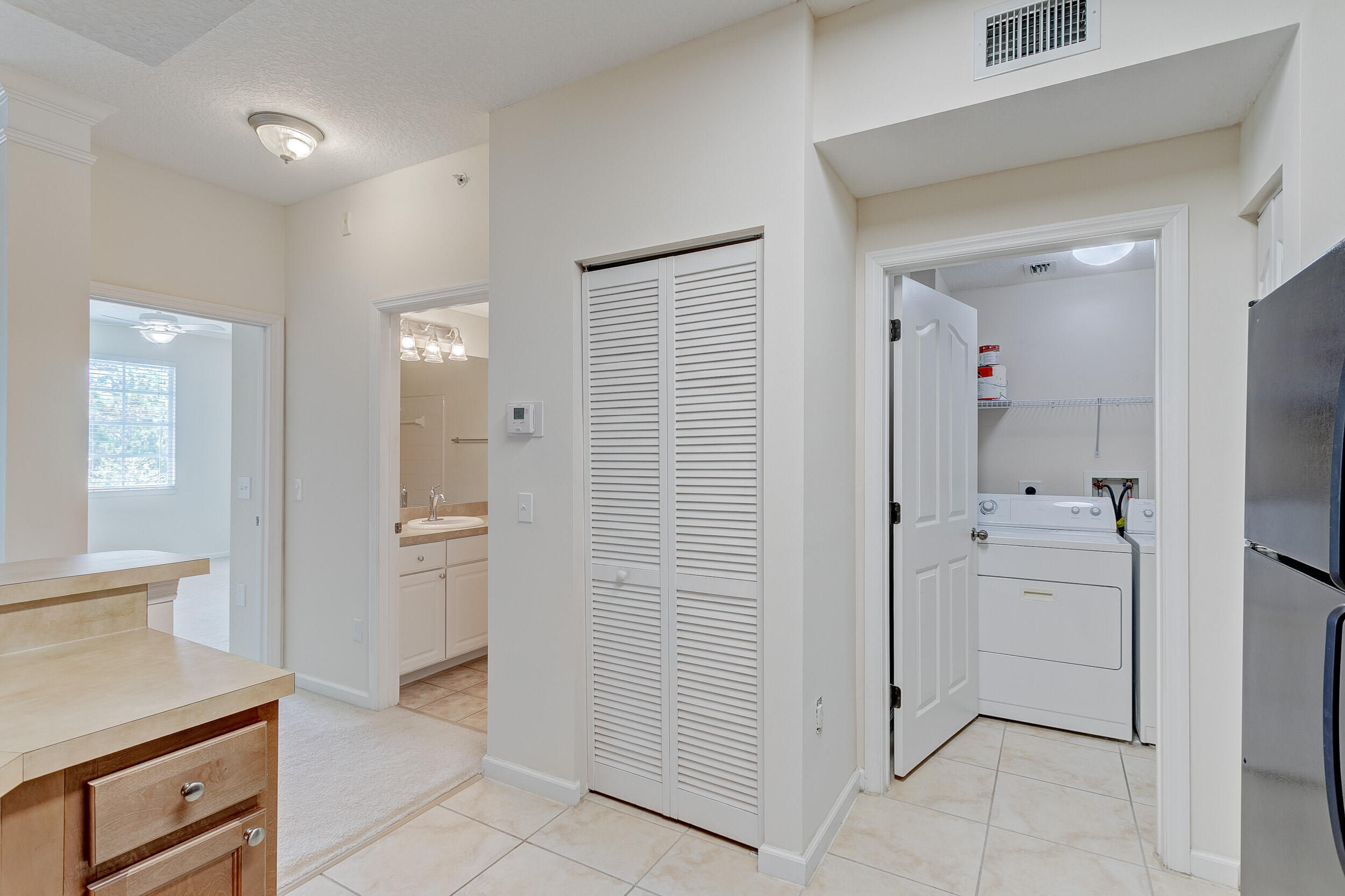 9303 W Myrtlewood Cir, Palm Beach Gardens FL 33418
