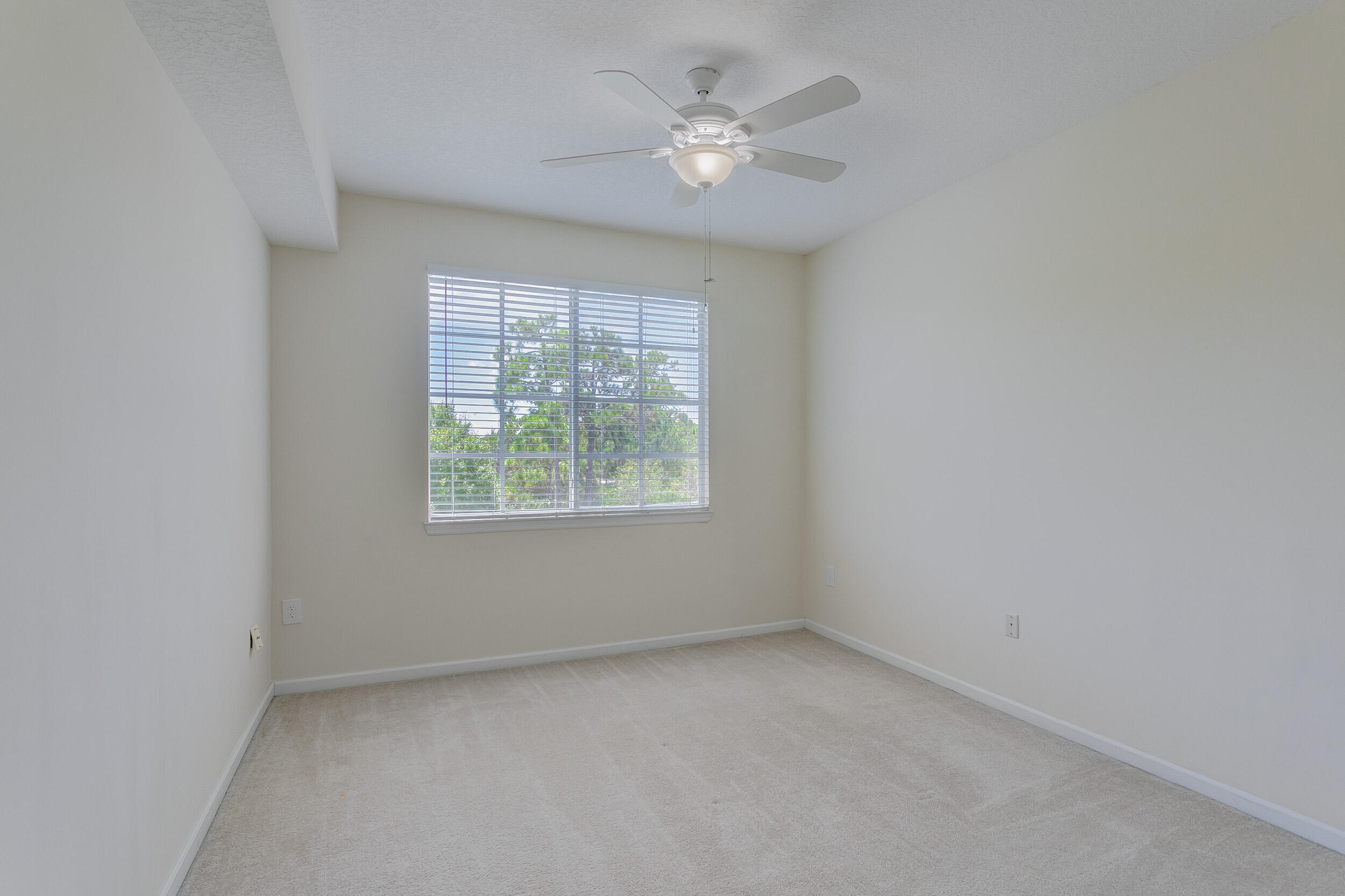 9303 W Myrtlewood Cir, Palm Beach Gardens FL 33418