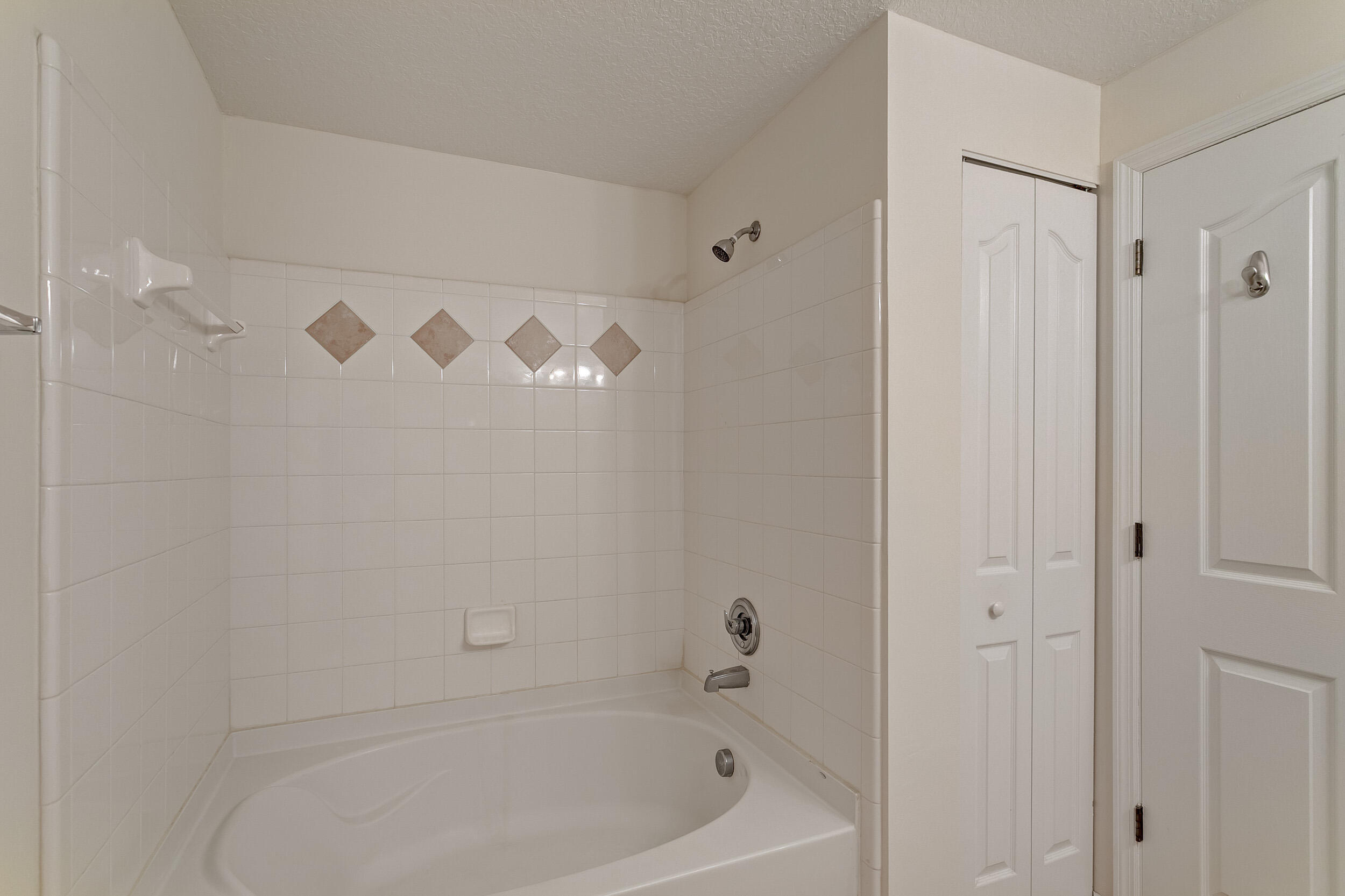 9303 W Myrtlewood Cir, Palm Beach Gardens FL 33418