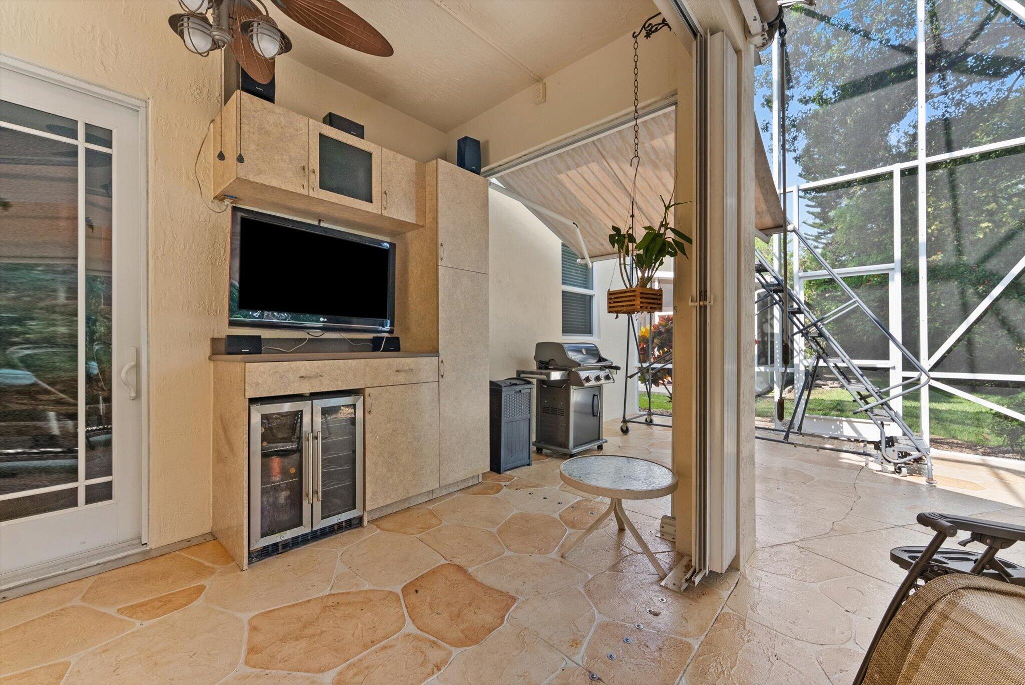 6182 Osprey, Coconut Creek FL 33073