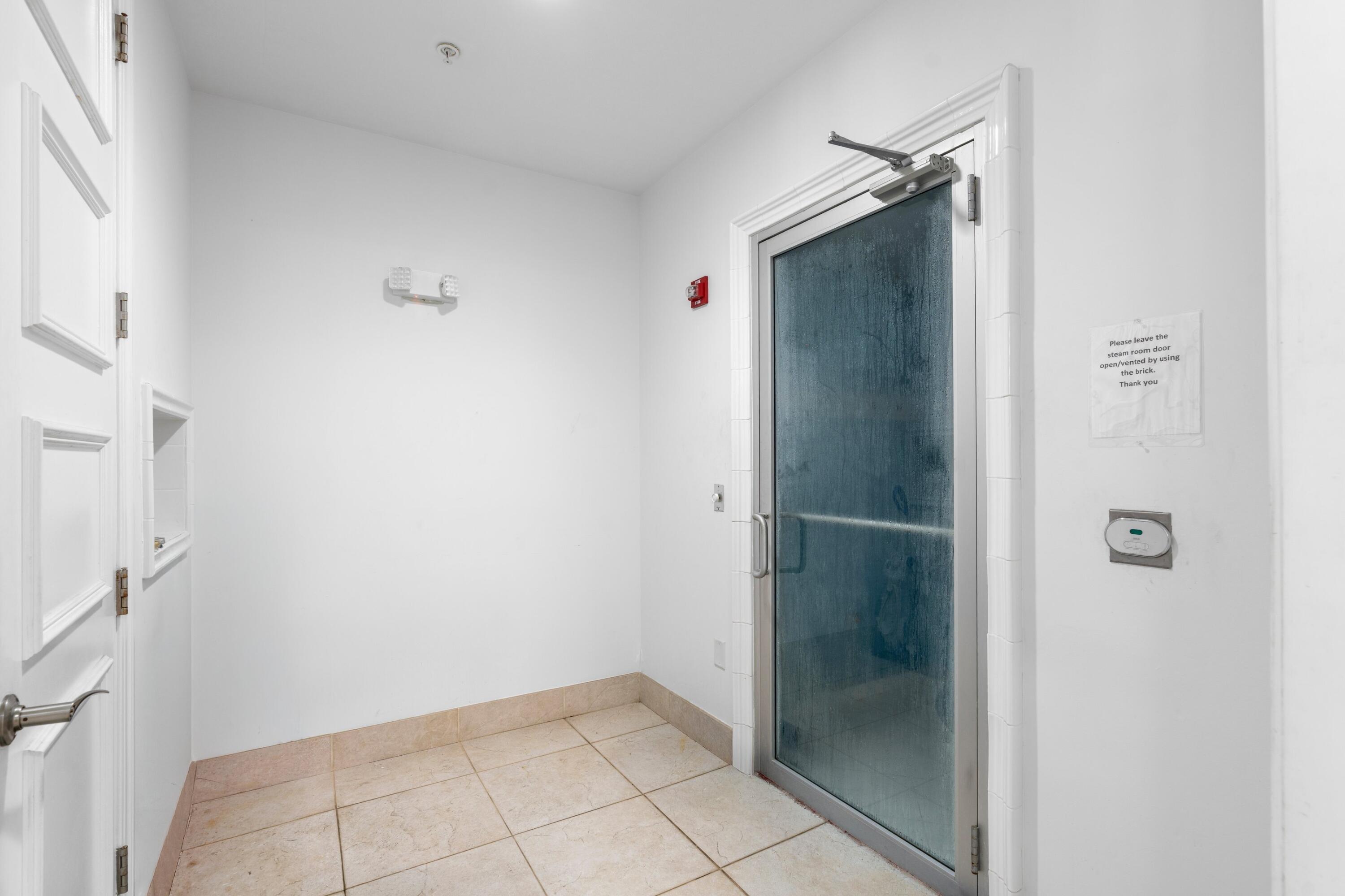 701 SE 21st #109, Deerfield Beach FL 33441