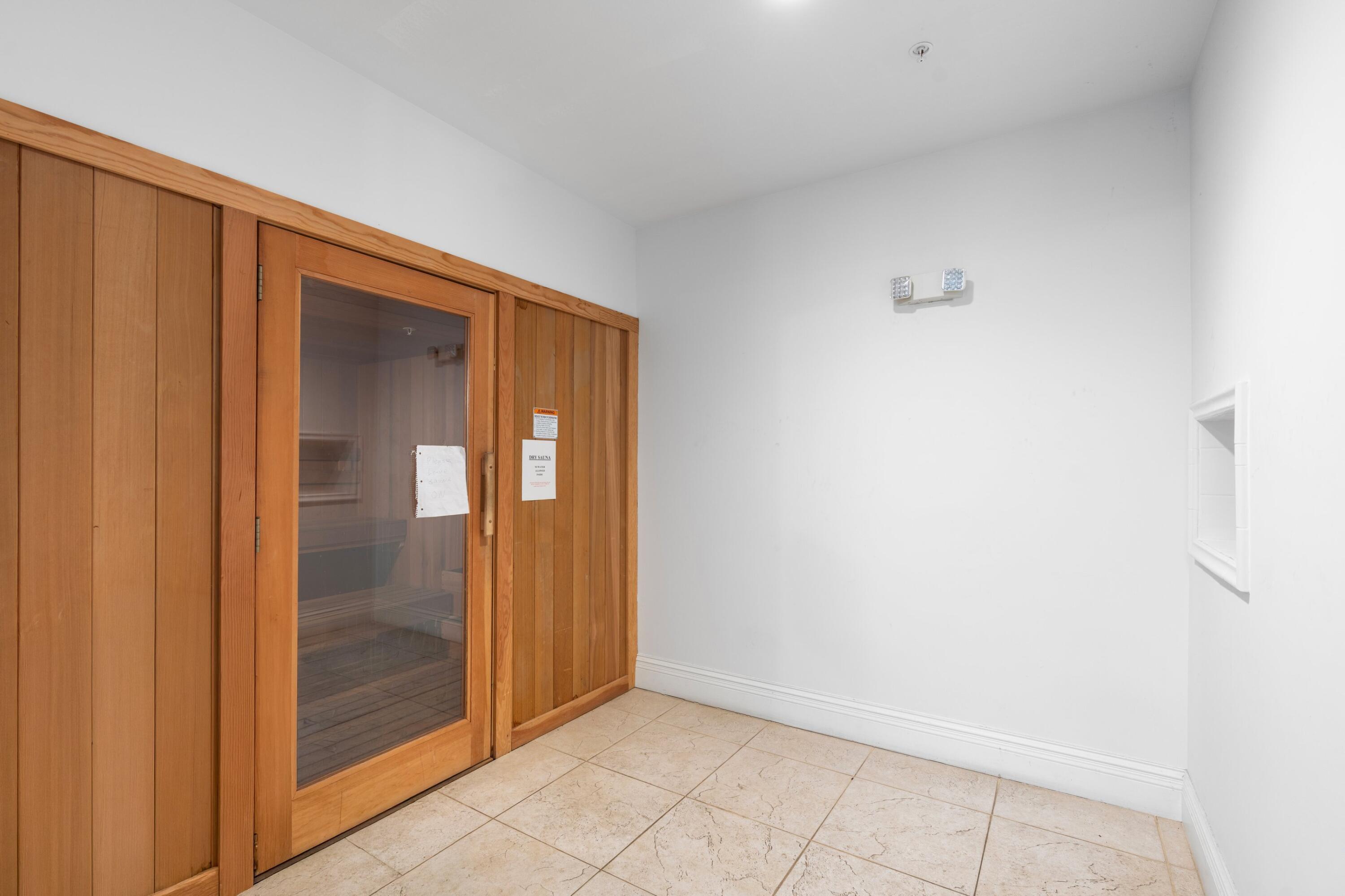 701 SE 21st #109, Deerfield Beach FL 33441