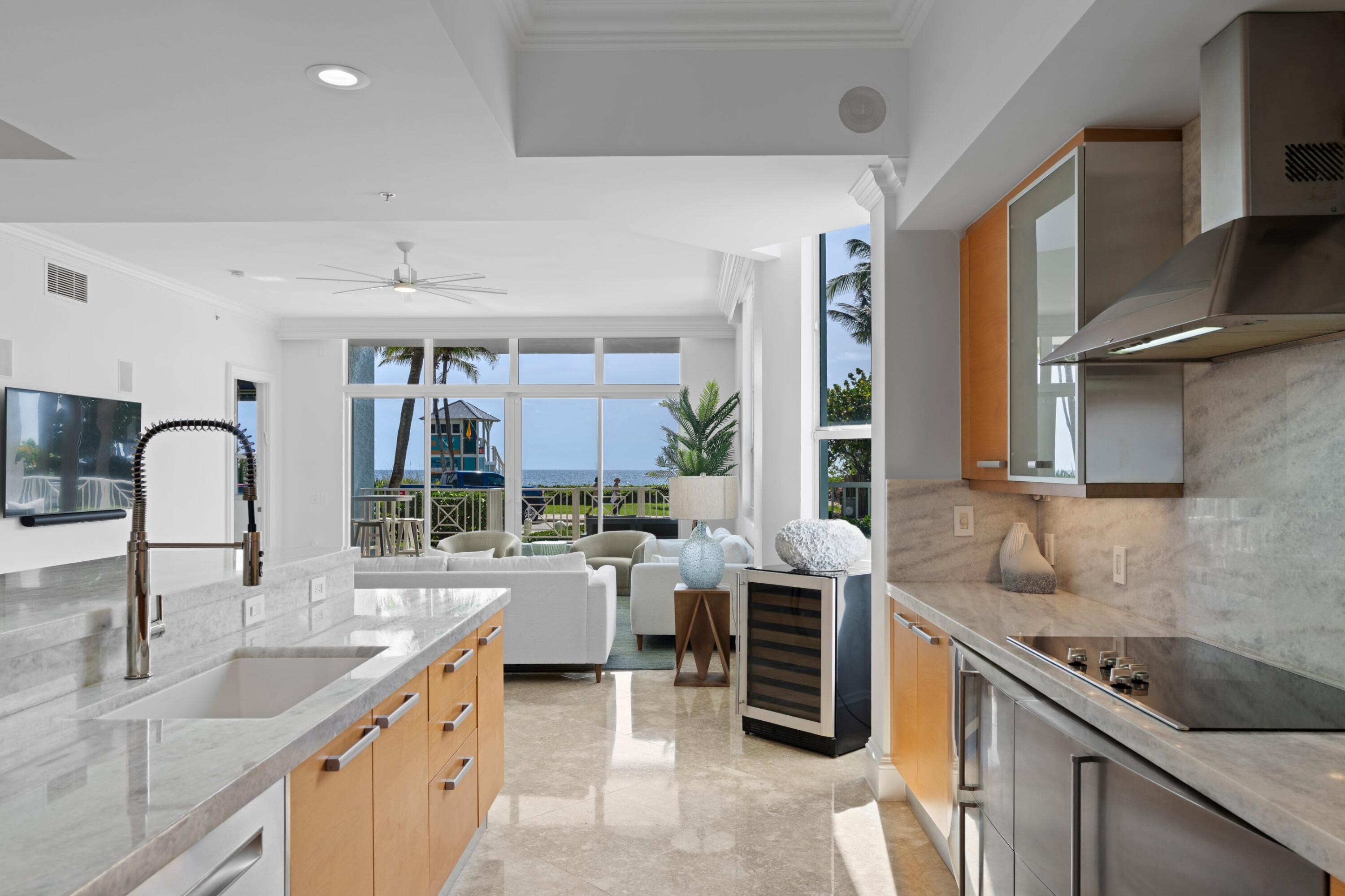 701 SE 21st #109, Deerfield Beach FL 33441