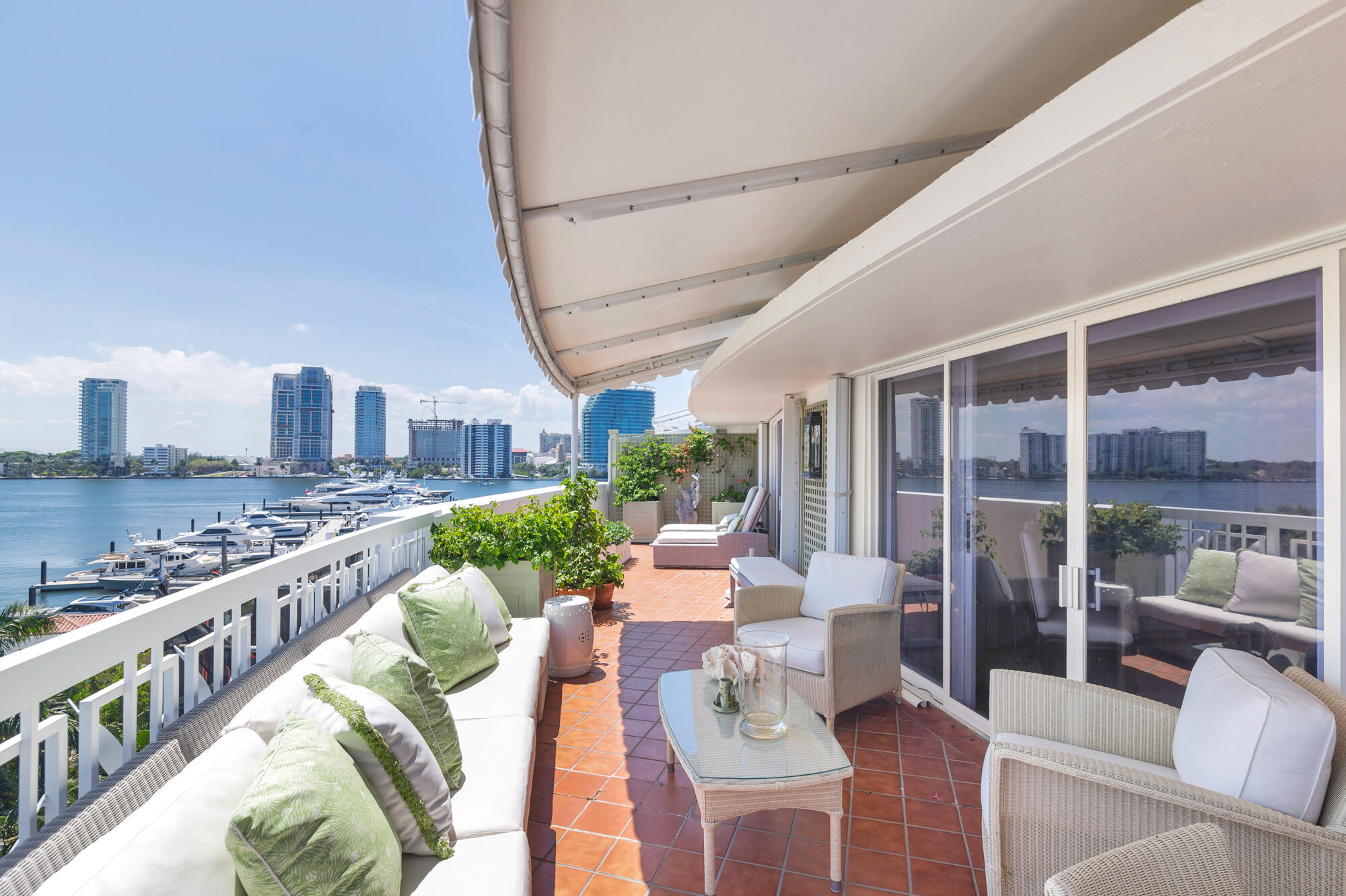 389 S Lake #Phb, Palm Beach FL 33480