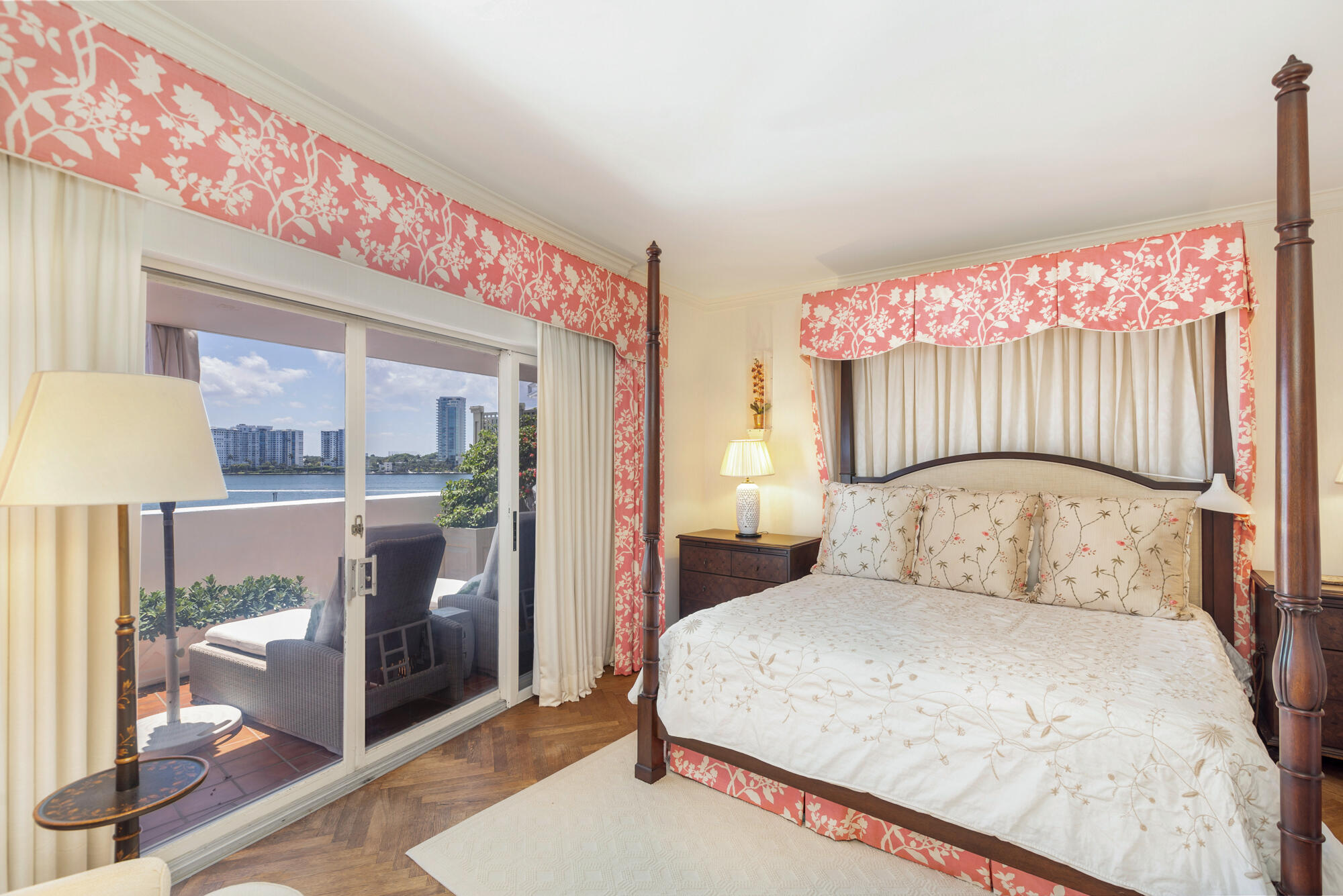 389 S Lake #Phb, Palm Beach FL 33480