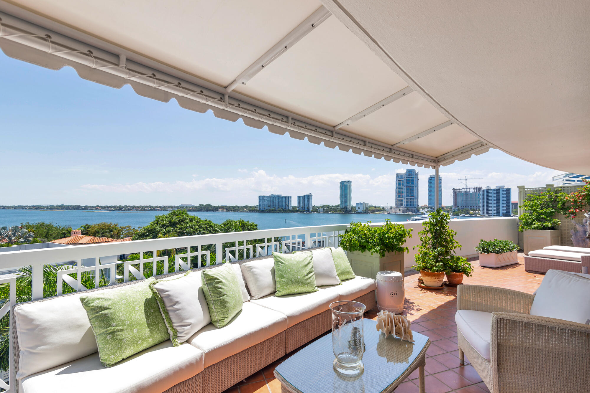 389 S Lake #Phb, Palm Beach FL 33480