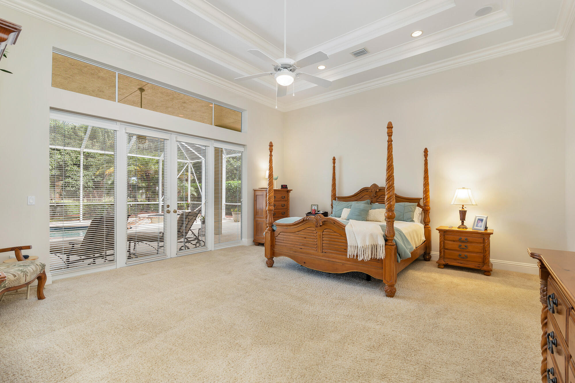 594 N Country Club, Atlantis FL 33462