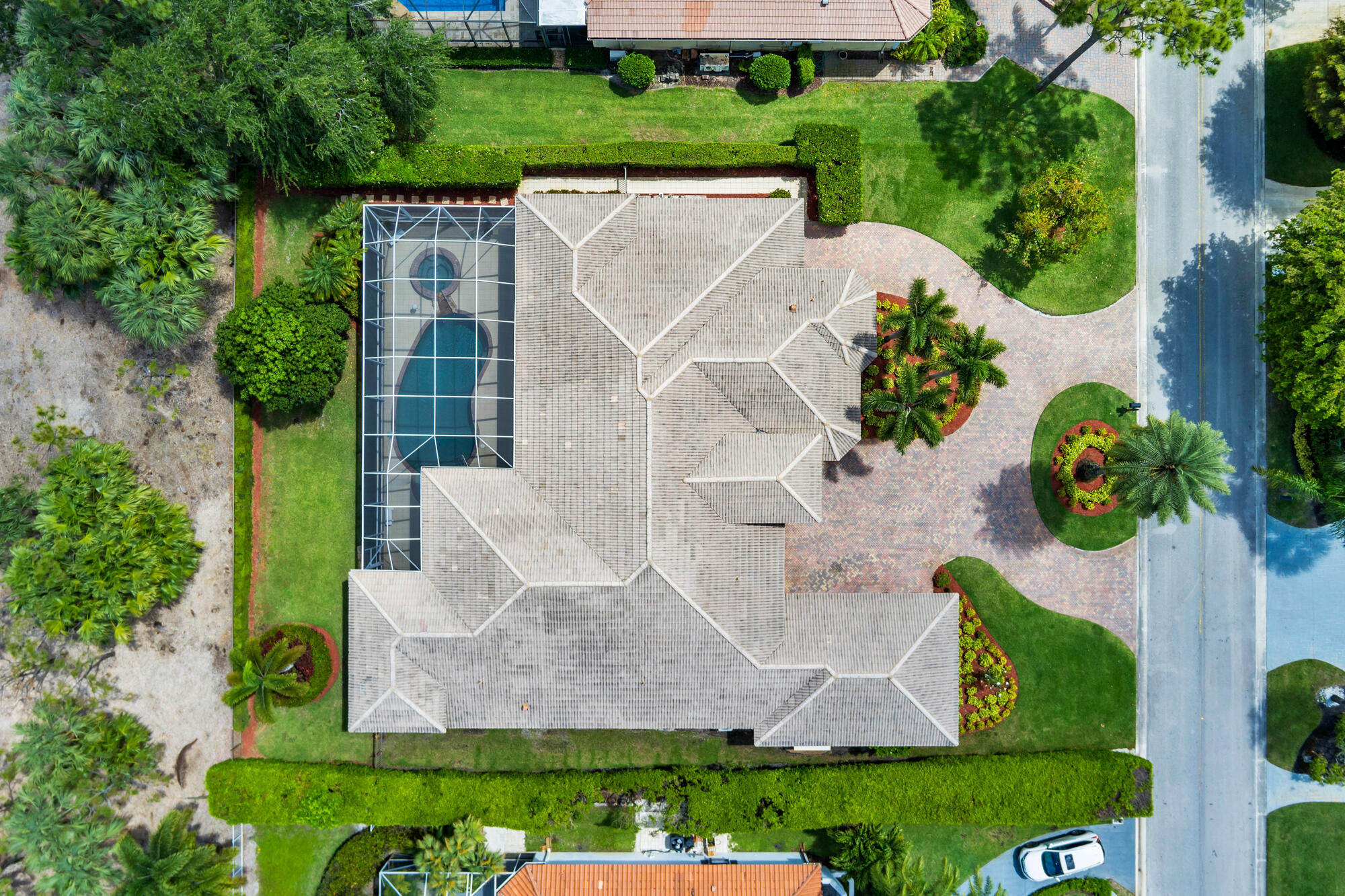 594 N Country Club, Atlantis FL 33462