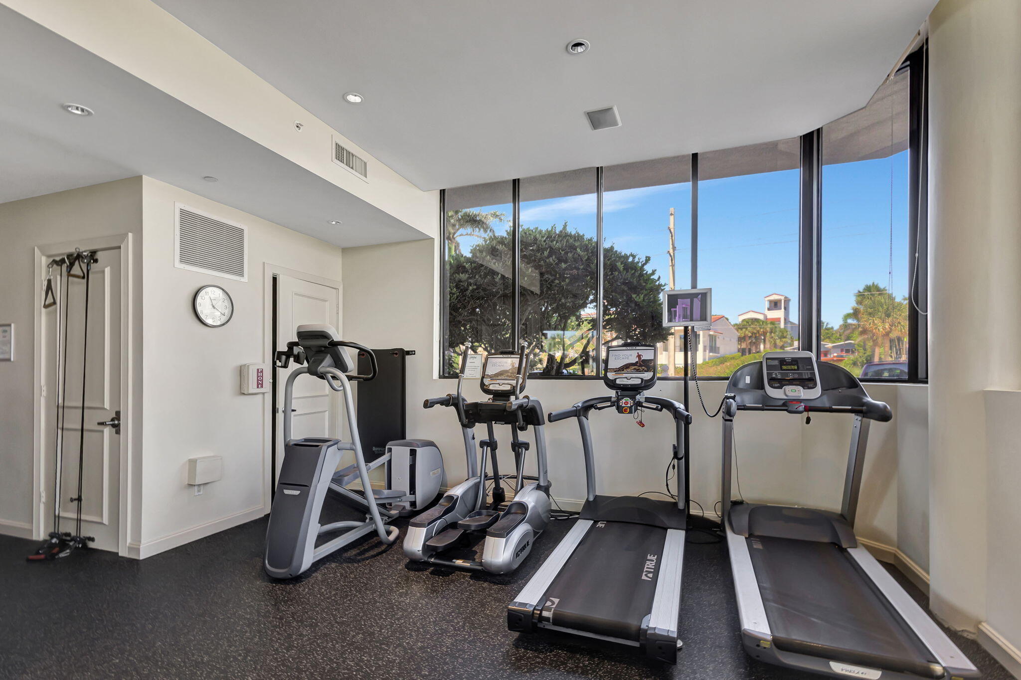 800 Ocean #404, Juno Beach FL 33408