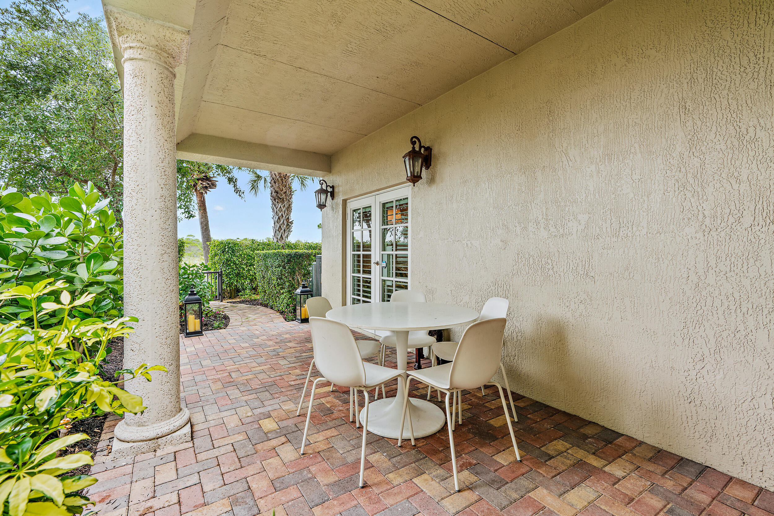 126 Tierra #4, Jupiter FL 33477