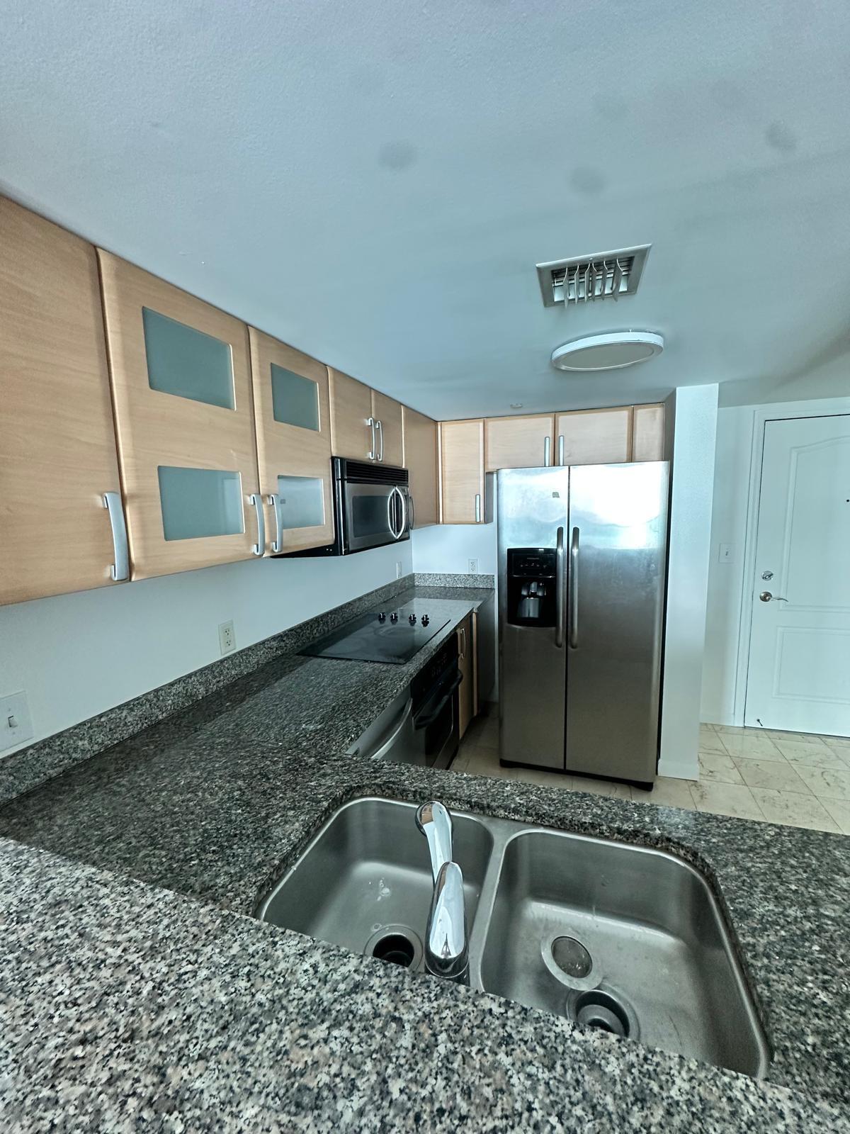 2101 Brickell #808, Miami FL 33129