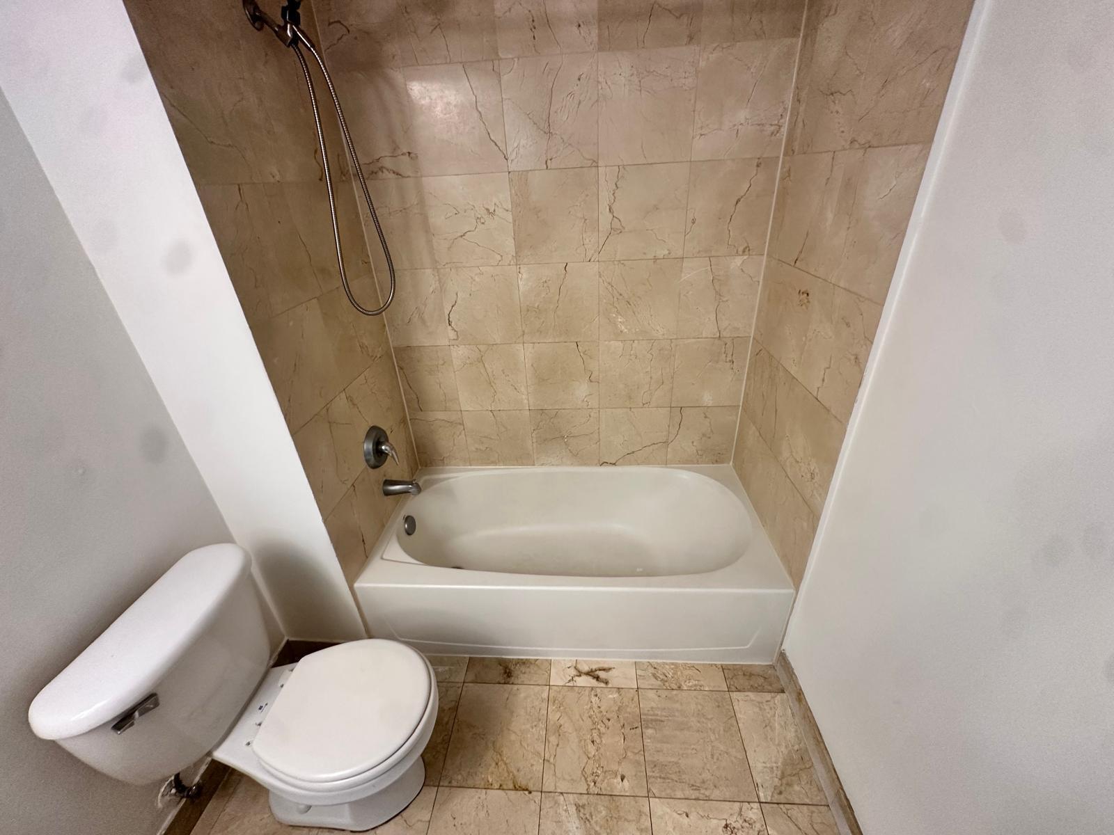 2101 Brickell #808, Miami FL 33129