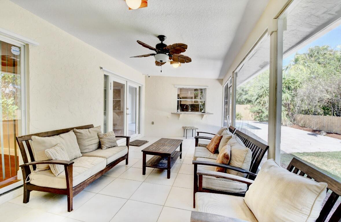 17768 Maplewood, Boca Raton FL 33487