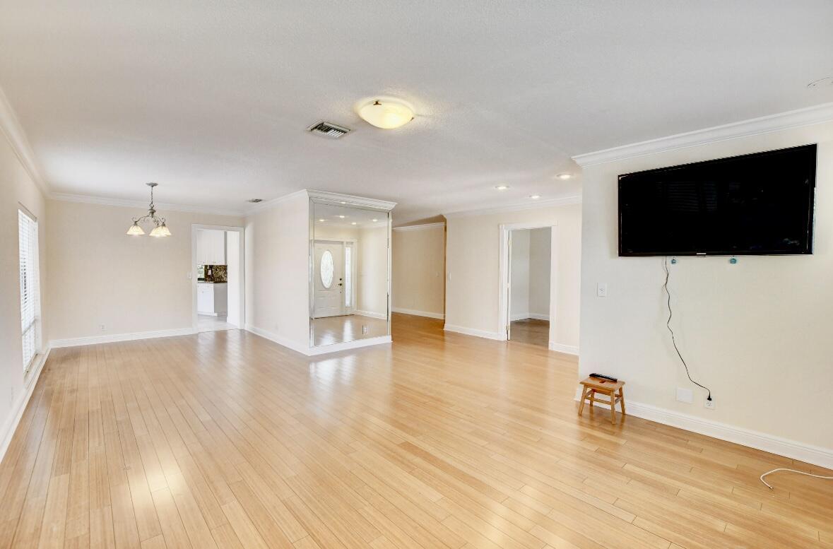 17768 Maplewood, Boca Raton FL 33487