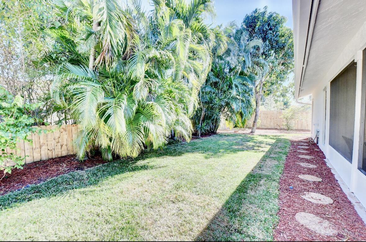 17768 Maplewood, Boca Raton FL 33487
