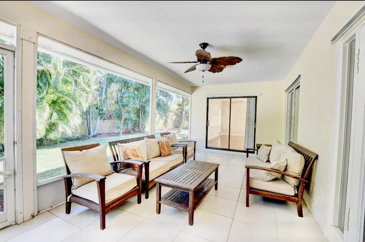 17768 Maplewood, Boca Raton FL 33487