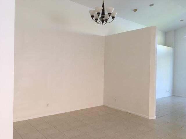 121 Tuscany, Royal Palm Beach FL 33411