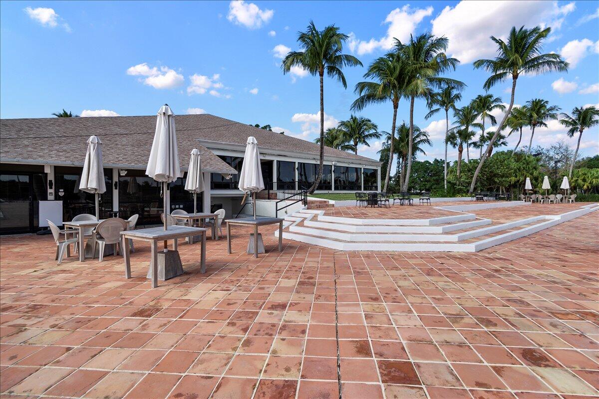 11863 Wimbledon #542, Wellington FL 33414