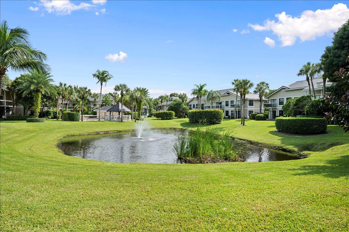11863 Wimbledon #542, Wellington FL 33414
