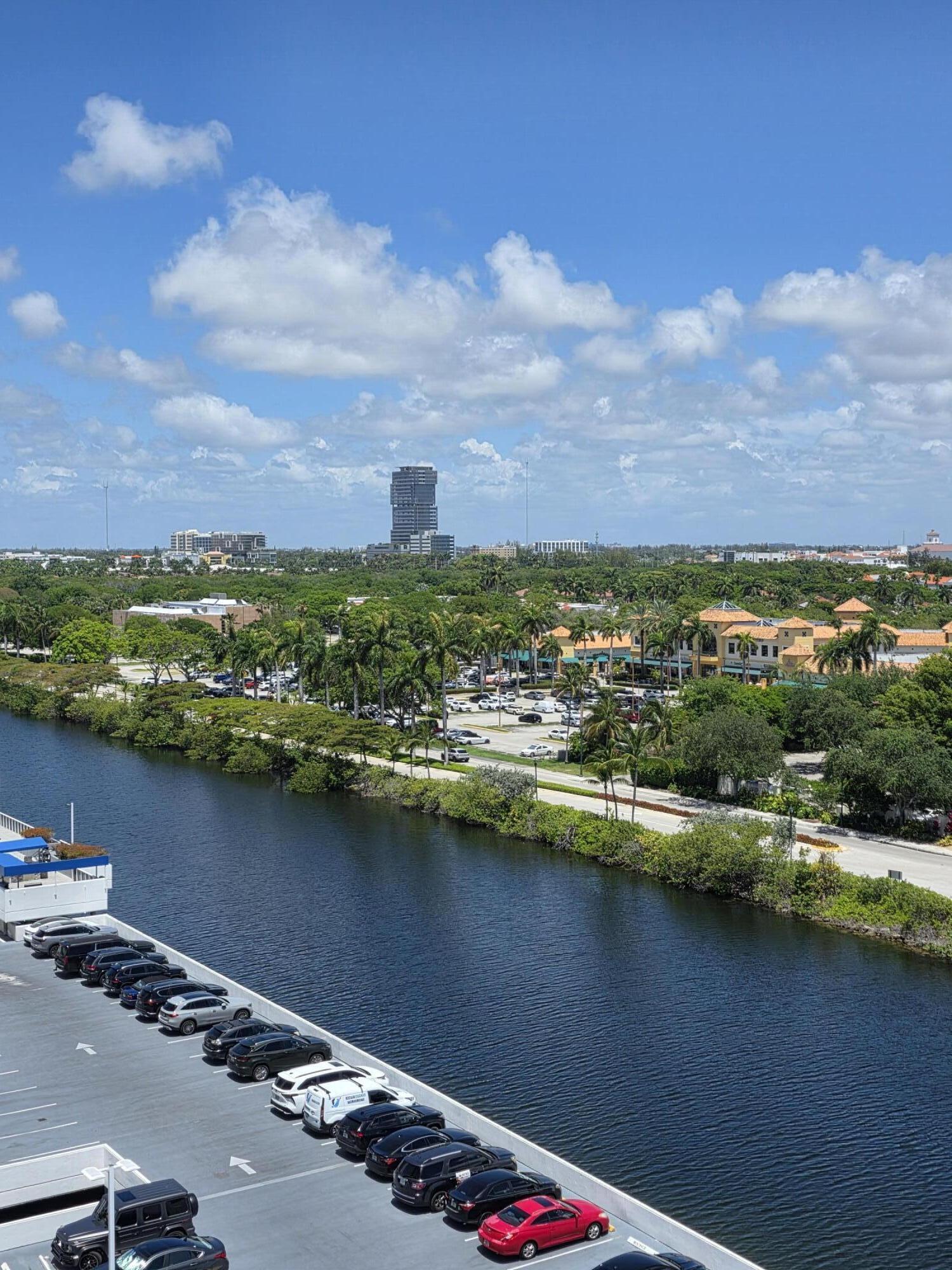 3701 N Country Club #1008, Aventura FL 33180
