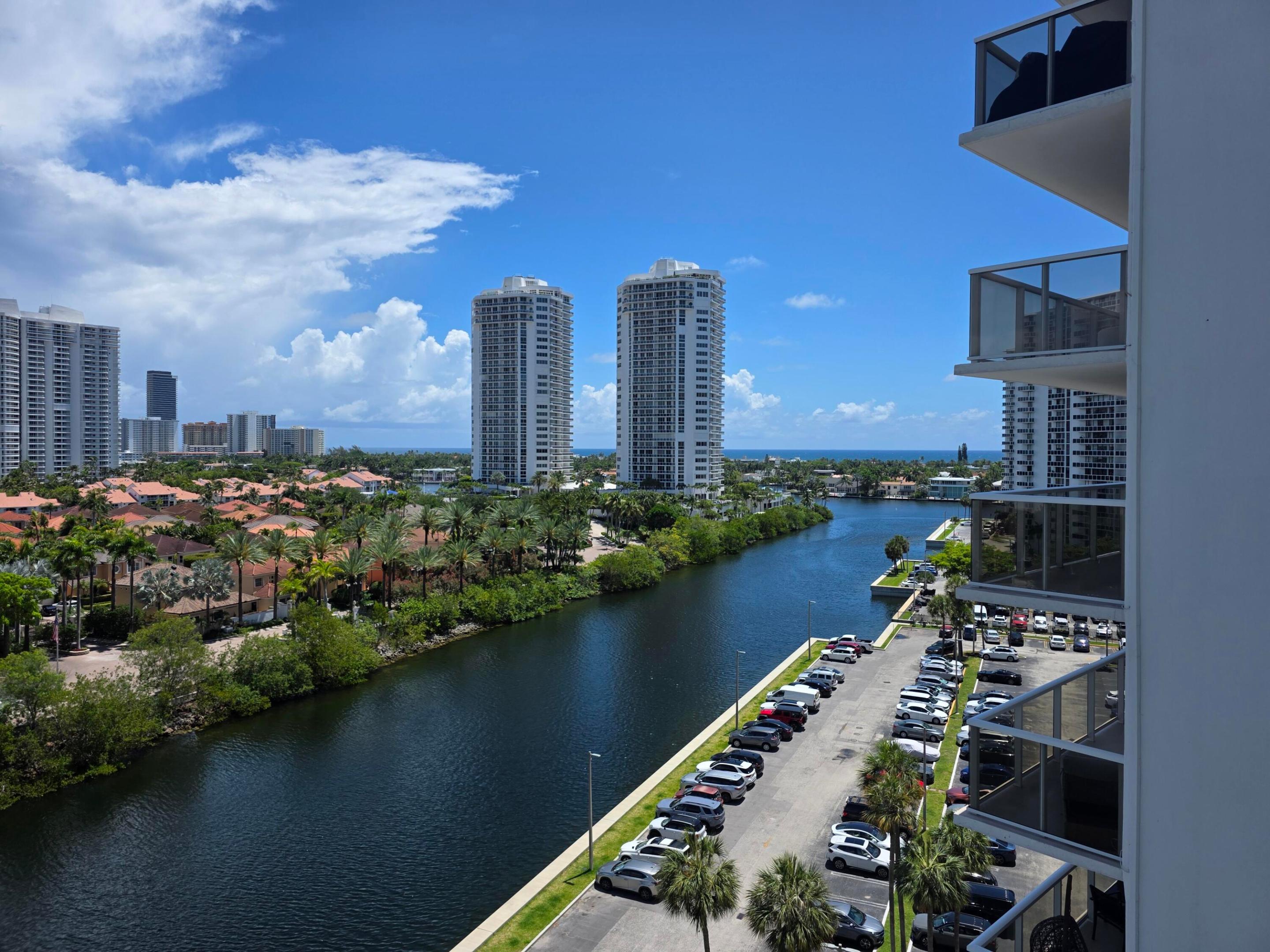 3701 N Country Club #1008, Aventura FL 33180