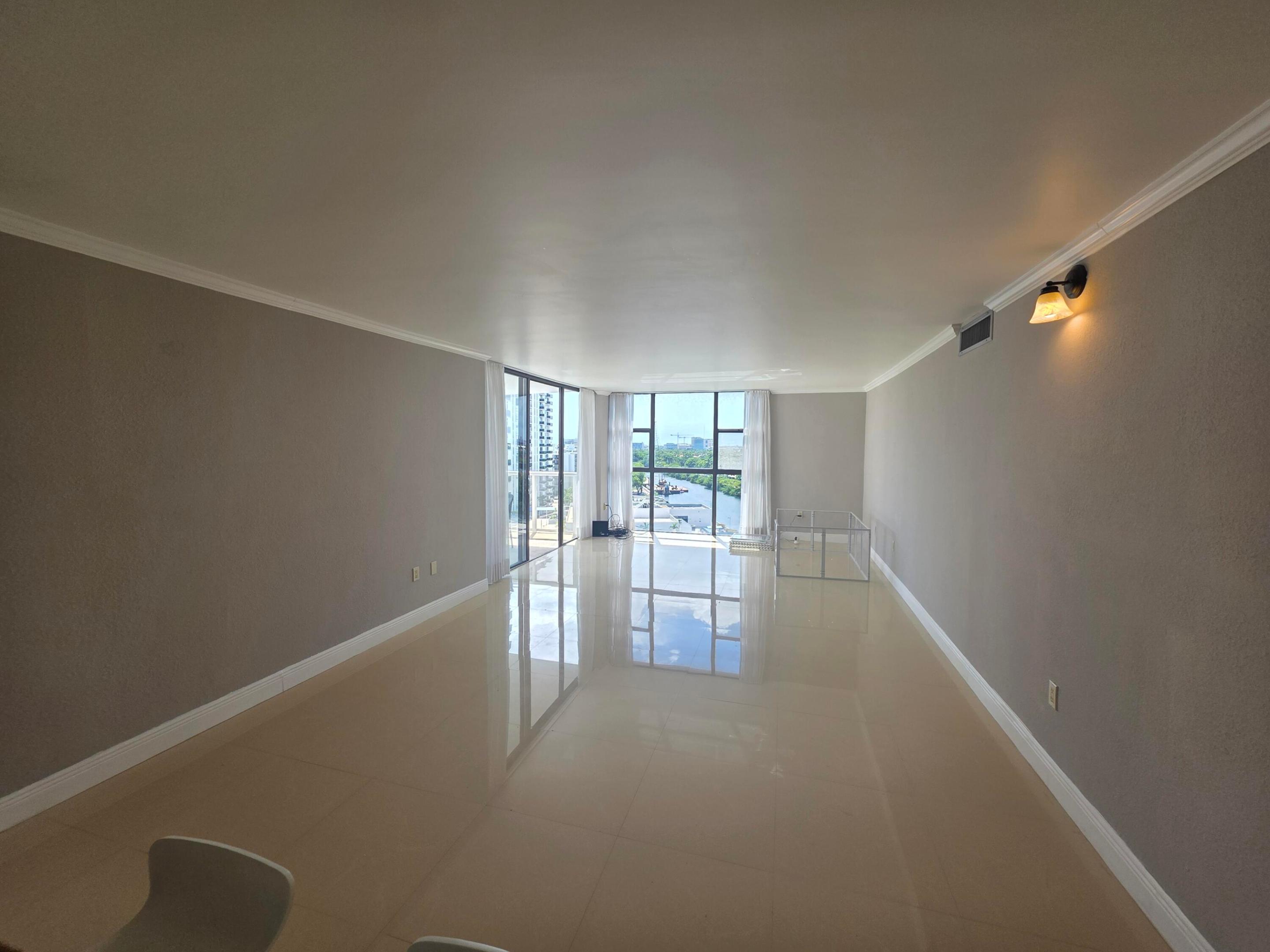 3701 N Country Club #1008, Aventura FL 33180