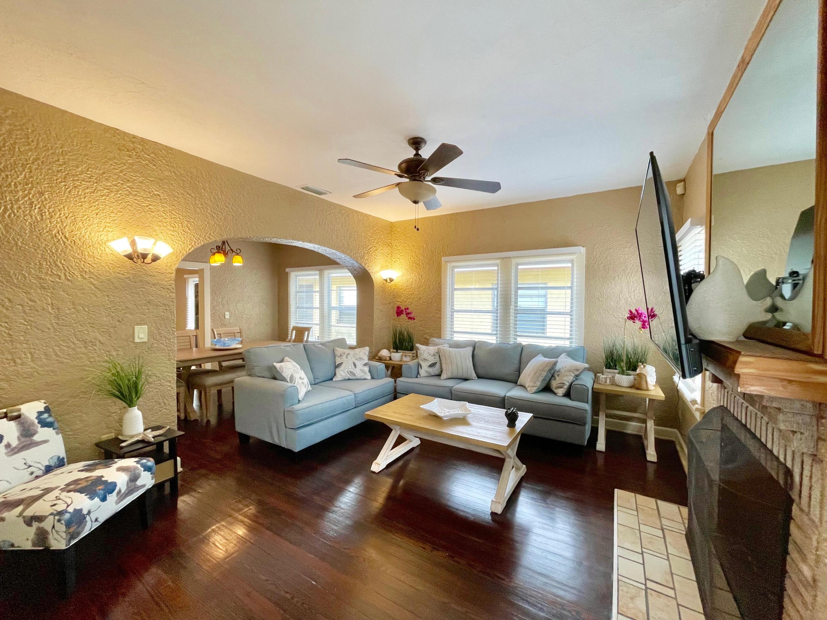 5555 Garden #House, West Palm Beach FL 33405