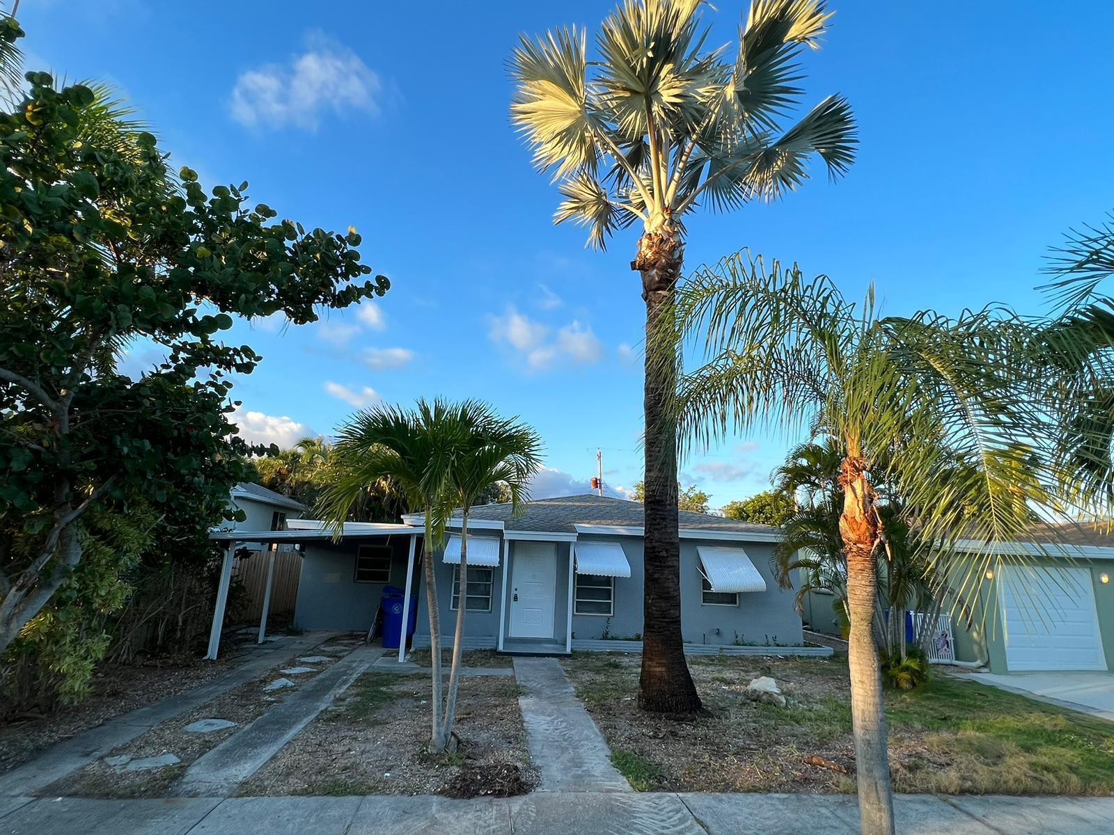 129 Euclid, Lantana FL 33462