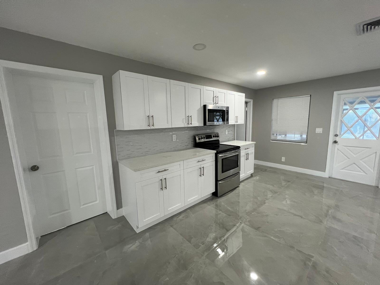 129 Euclid, Lantana FL 33462