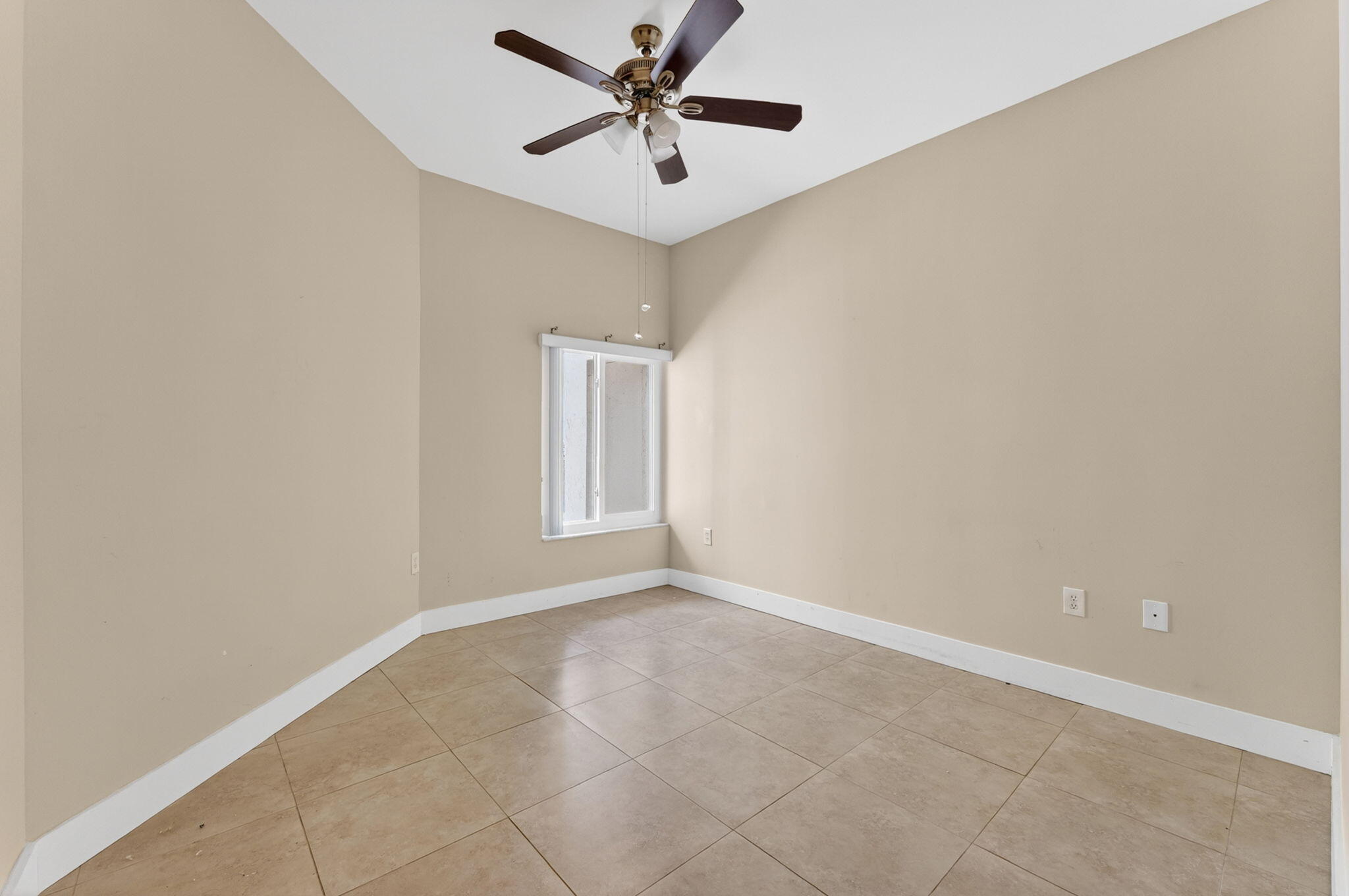 16353 Malibu #61, Weston FL 33326