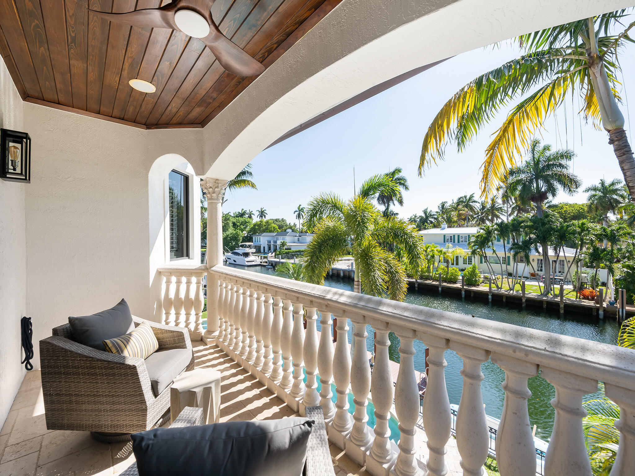 441 Royal Plaza, Fort Lauderdale FL 33301