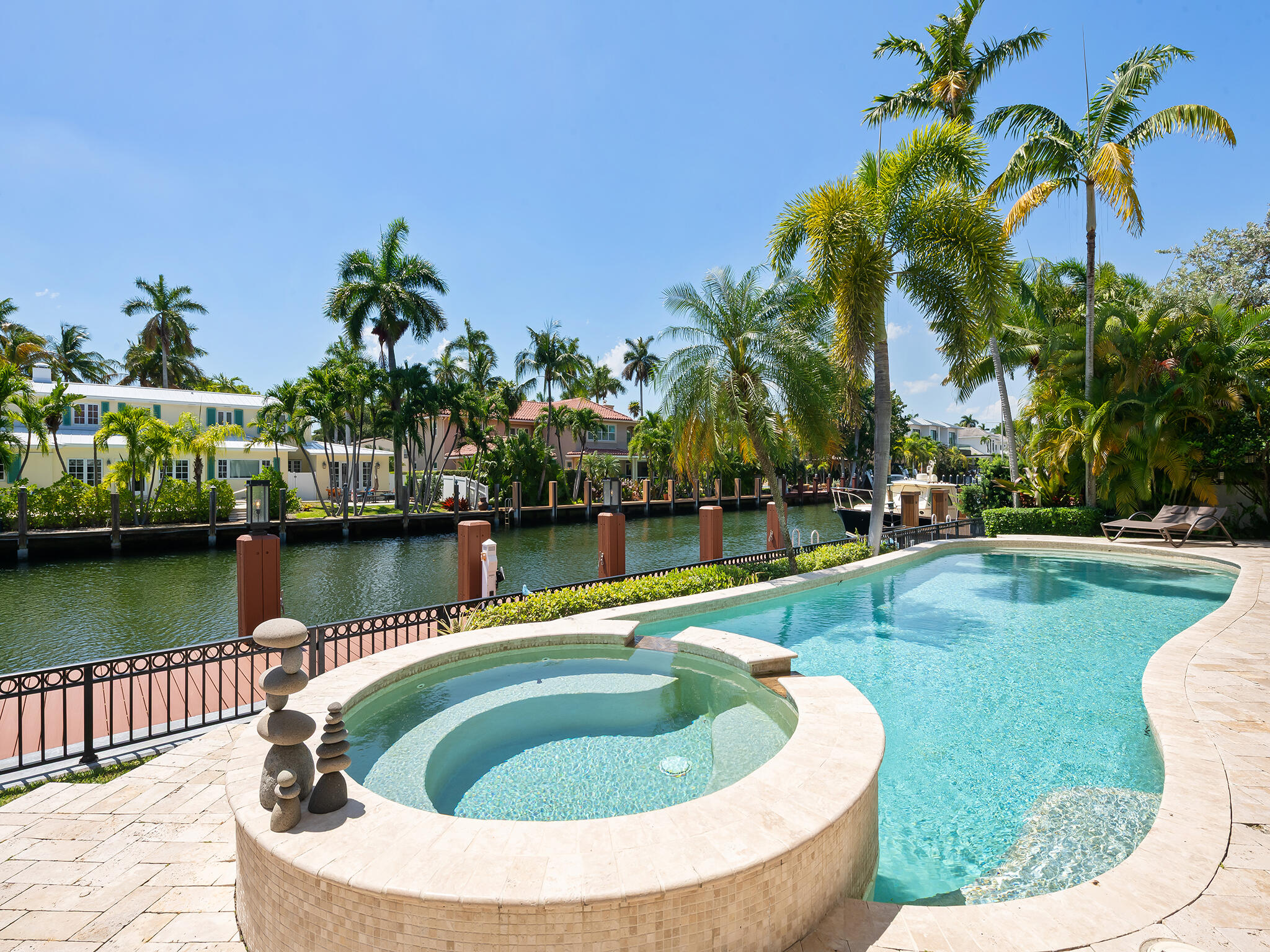 441 Royal Plaza, Fort Lauderdale FL 33301