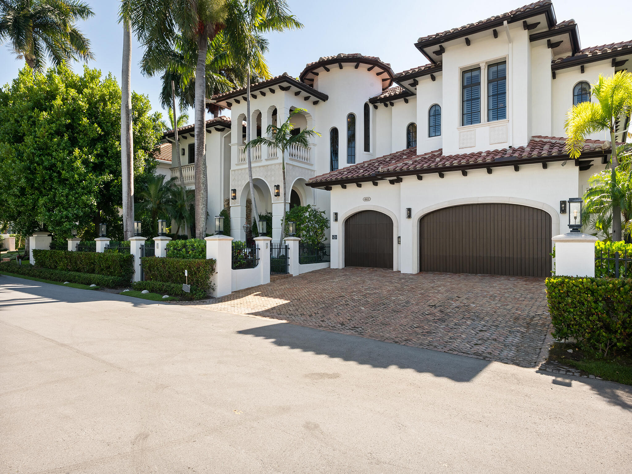 441 Royal Plaza, Fort Lauderdale FL 33301