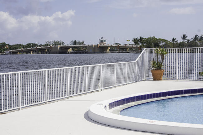 301 Croton #405, Lantana FL 33462