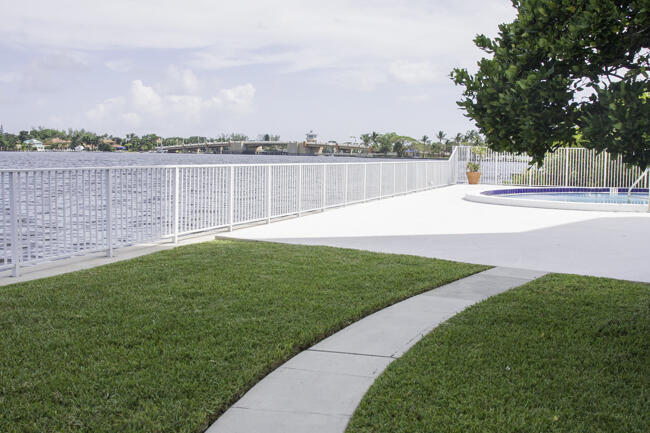 301 Croton #405, Lantana FL 33462