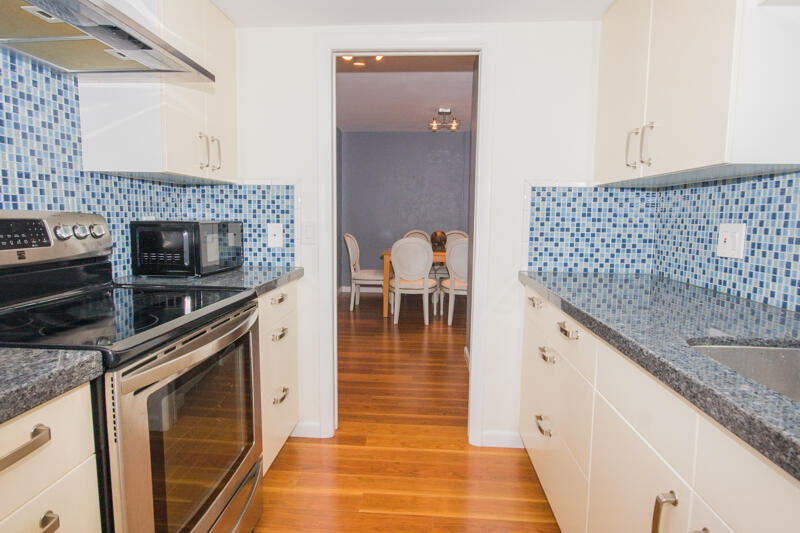 301 Croton #405, Lantana FL 33462