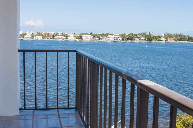 301 Croton #405, Lantana FL 33462