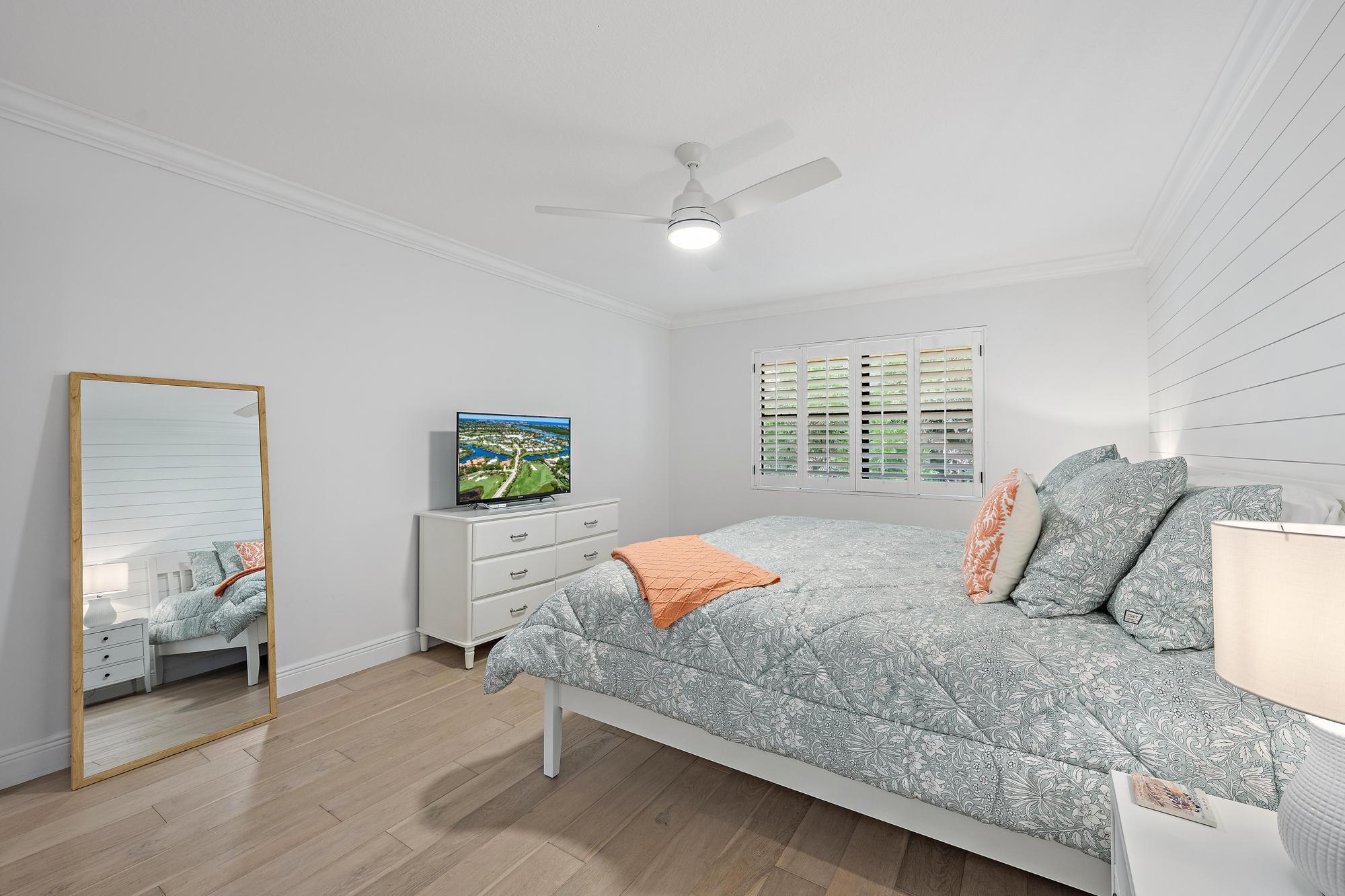 17165 Waterbend #206, Jupiter FL 33477