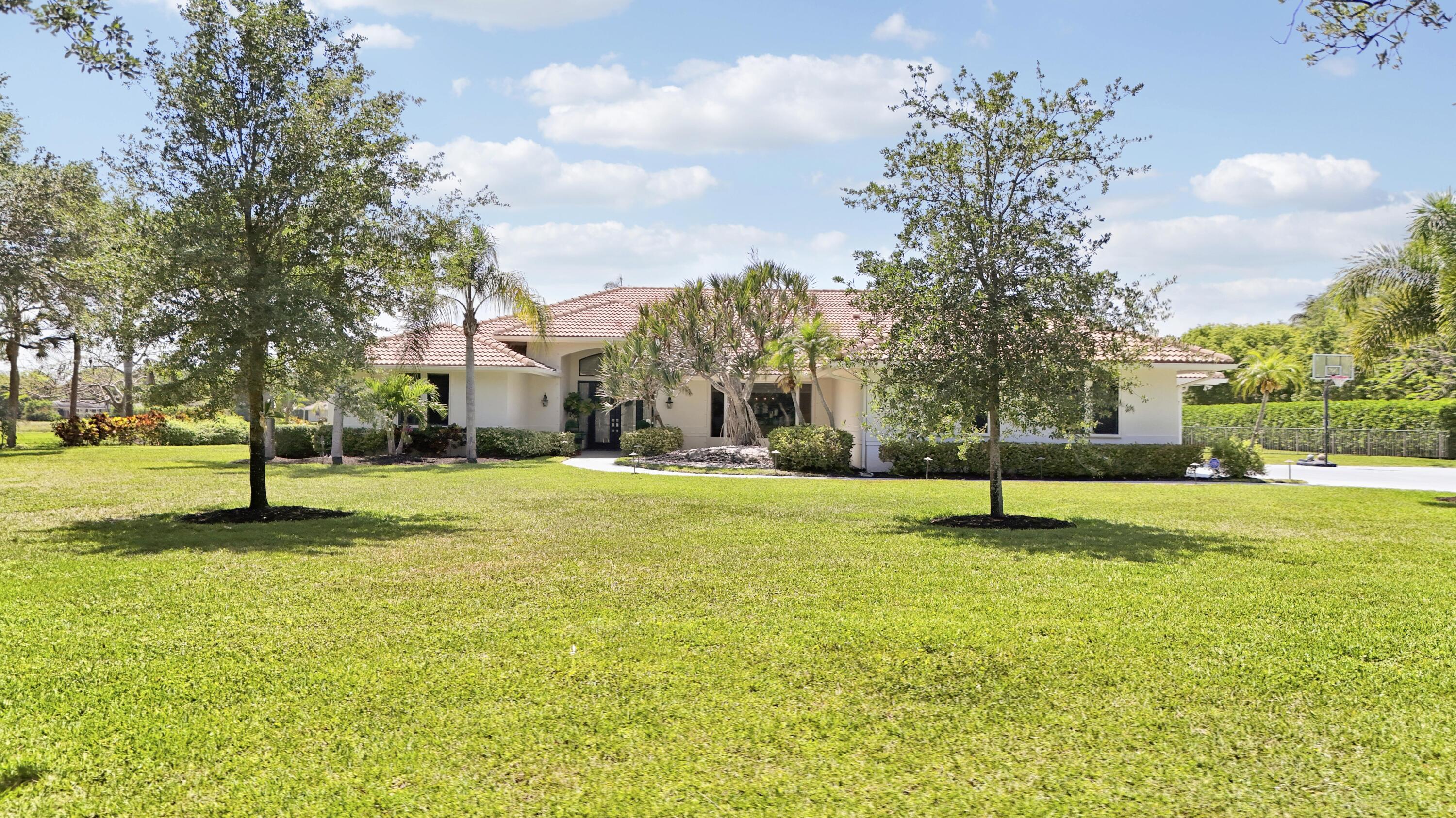 8667 Steeplechase, Palm Beach Gardens FL 33418