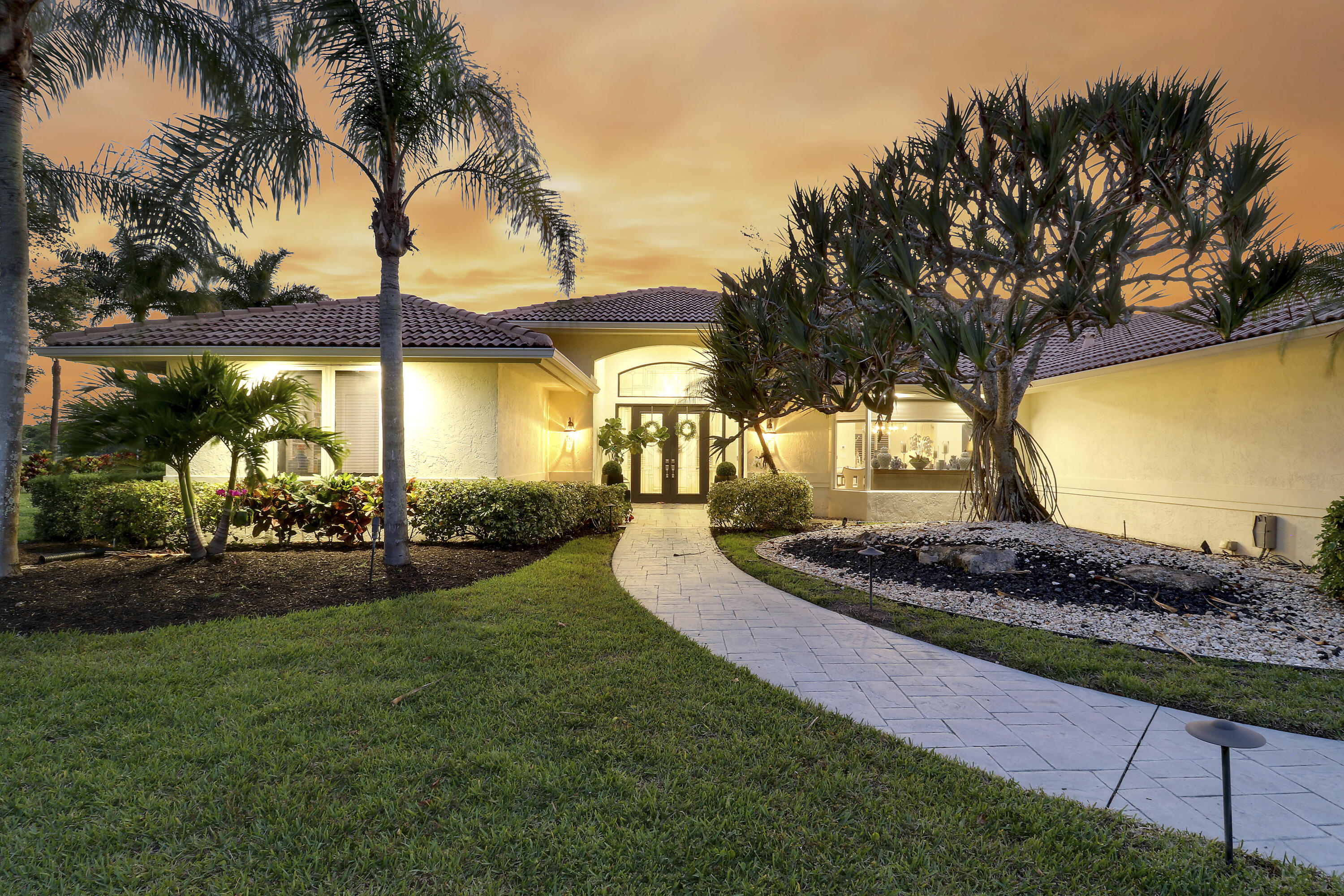 8667 Steeplechase, Palm Beach Gardens FL 33418
