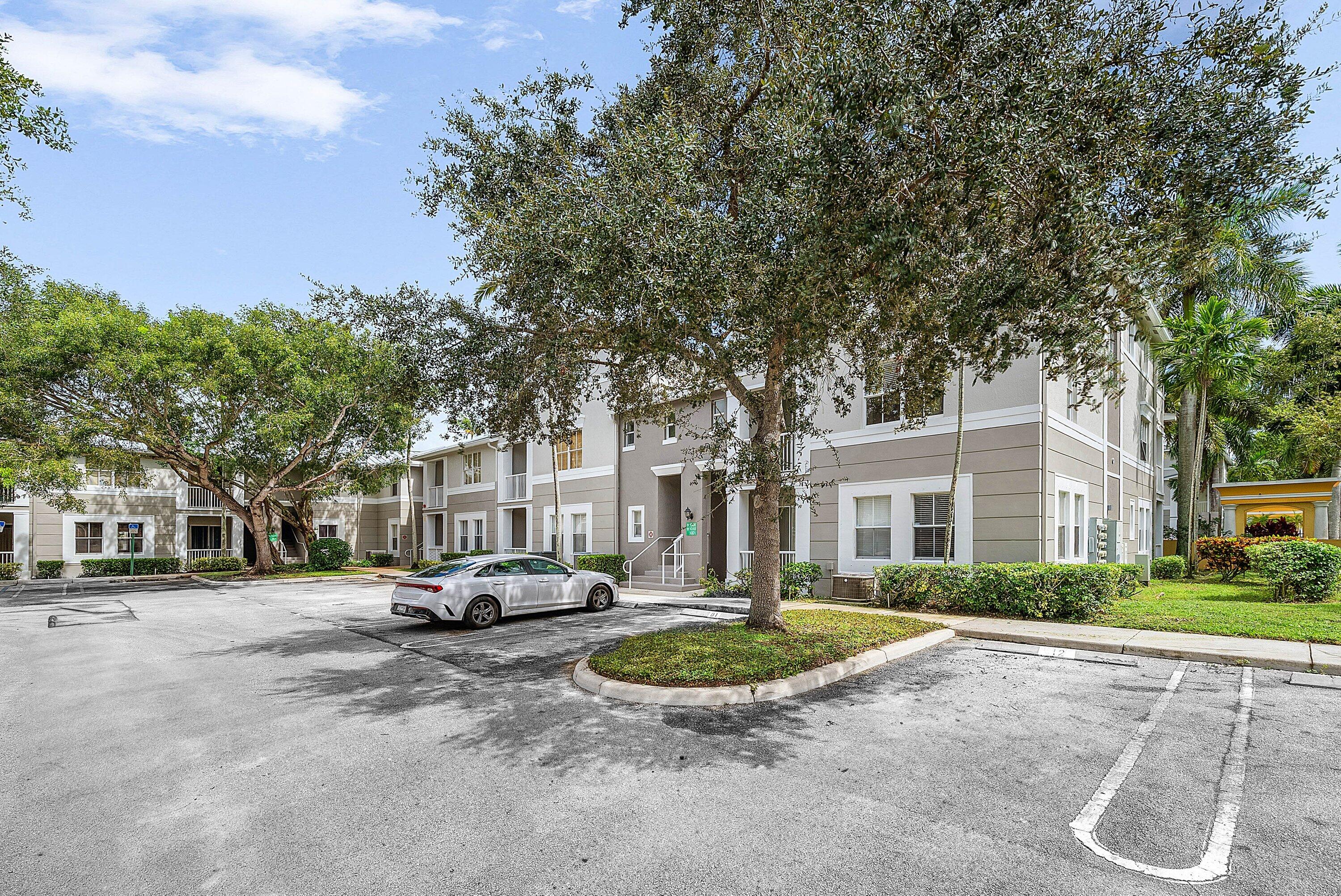 1008 SW Shoma #394, Royal Palm Beach FL 33414