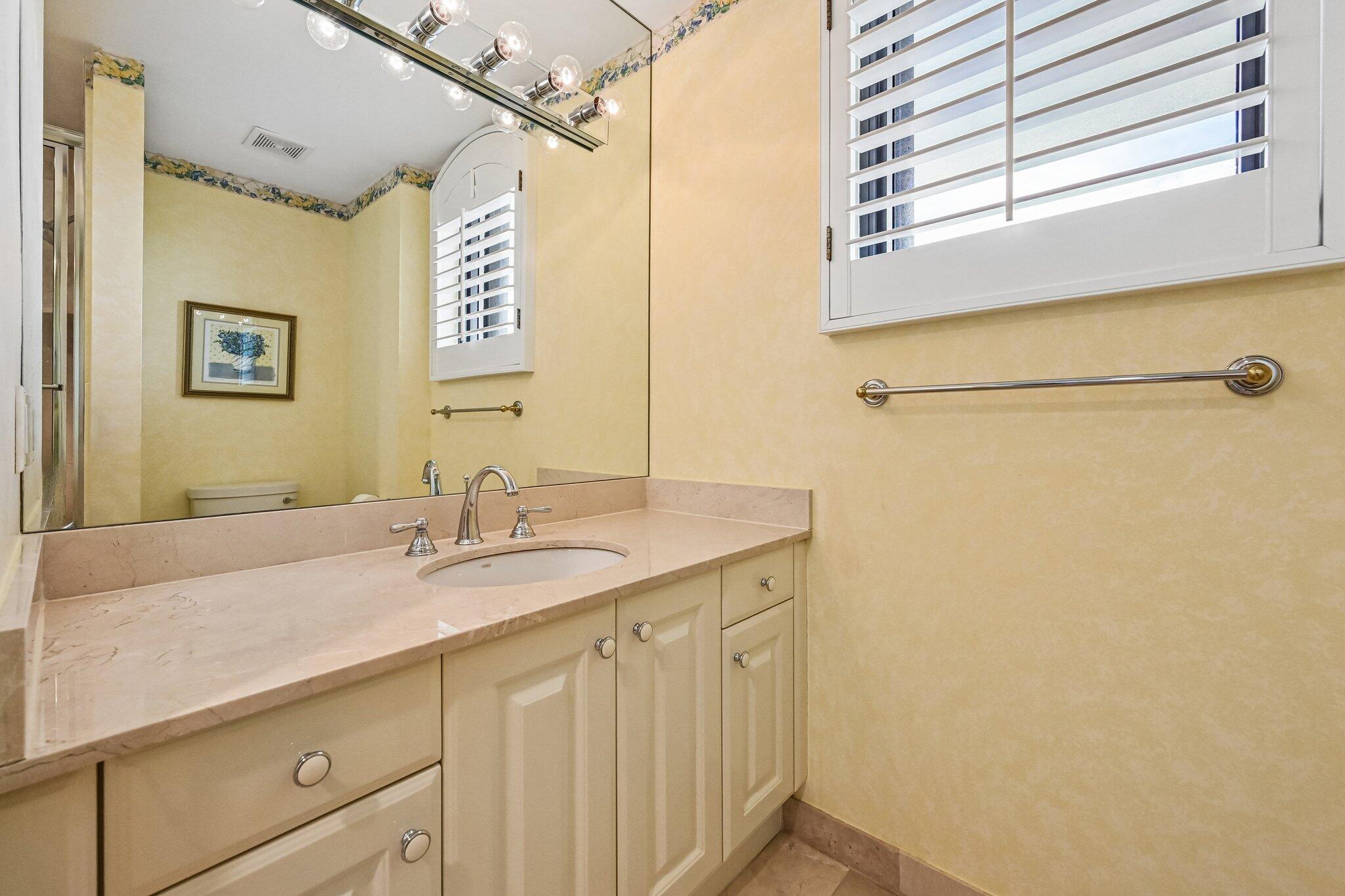 800 Ocean #1105, Juno Beach FL 33408