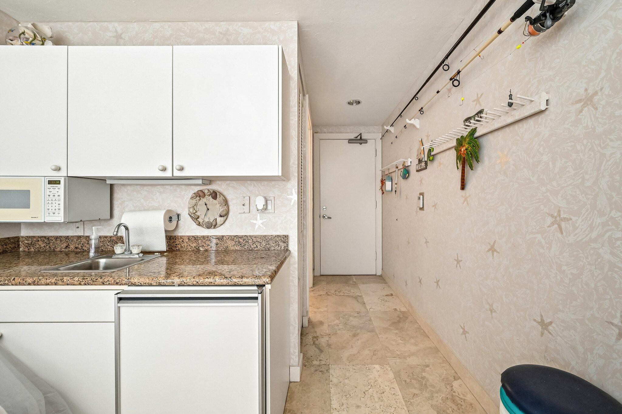 800 Ocean #1105, Juno Beach FL 33408