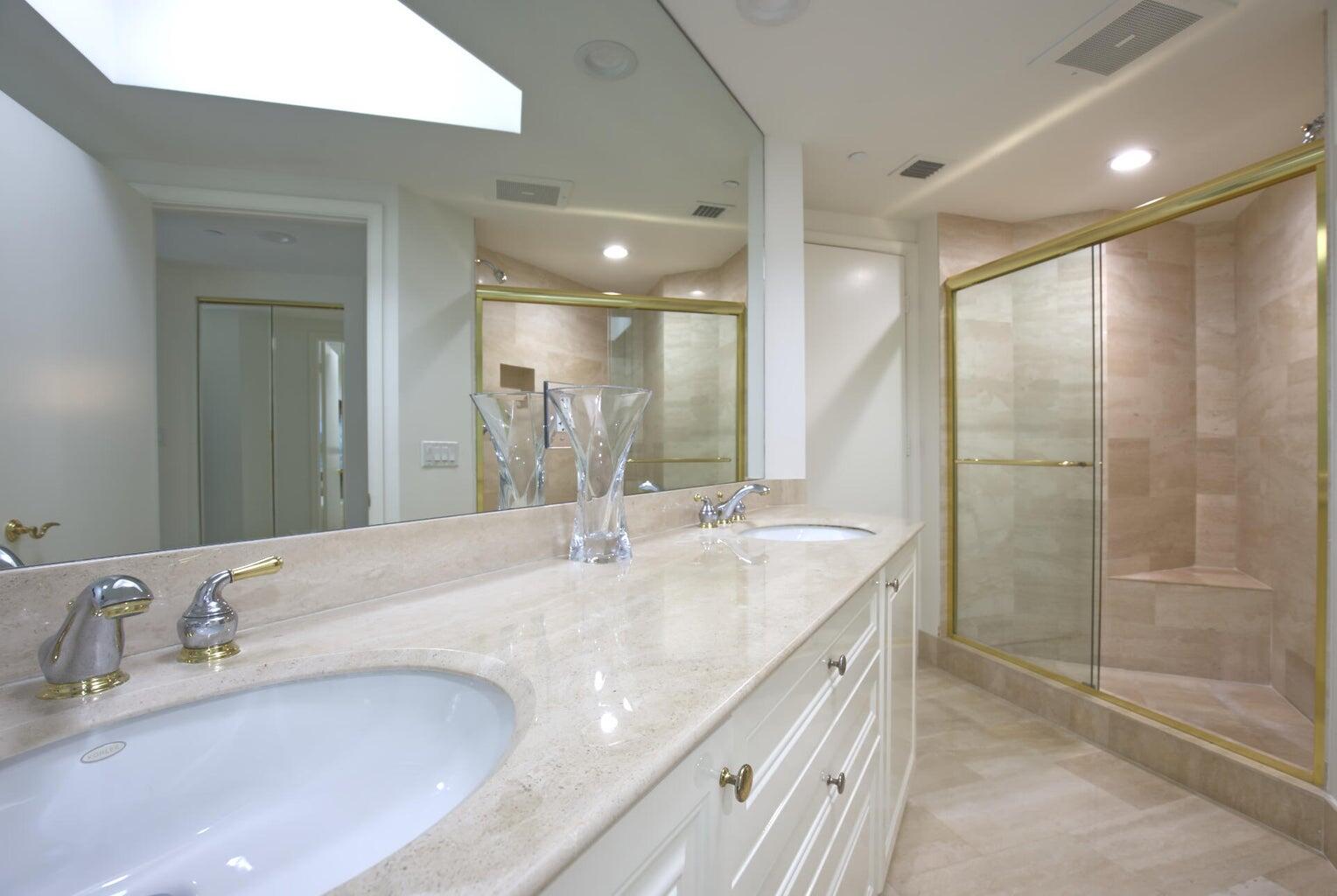3740 S Ocean #108b, Highland Beach FL 33487